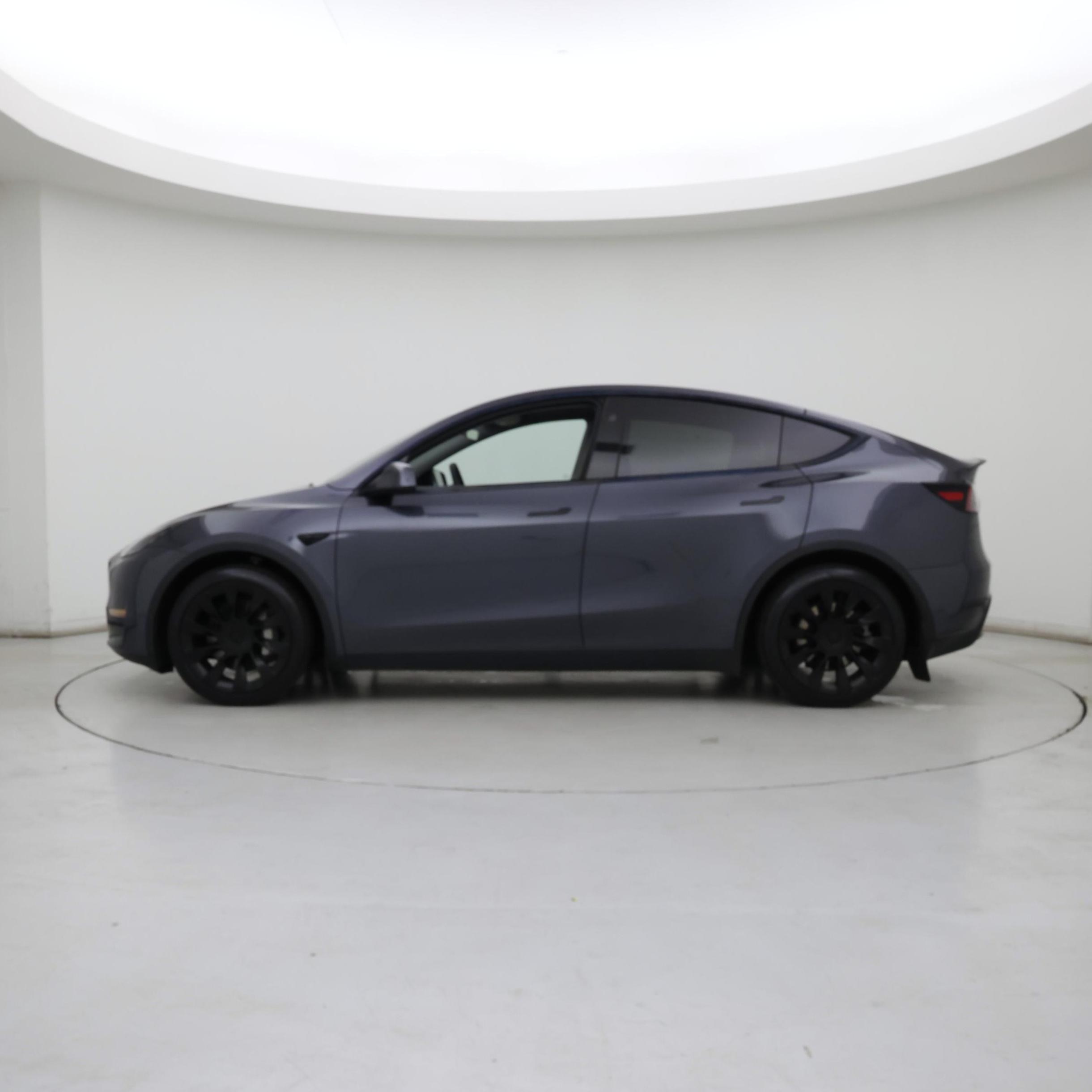 Thumbnail: 2023 Tesla Model Y - 3