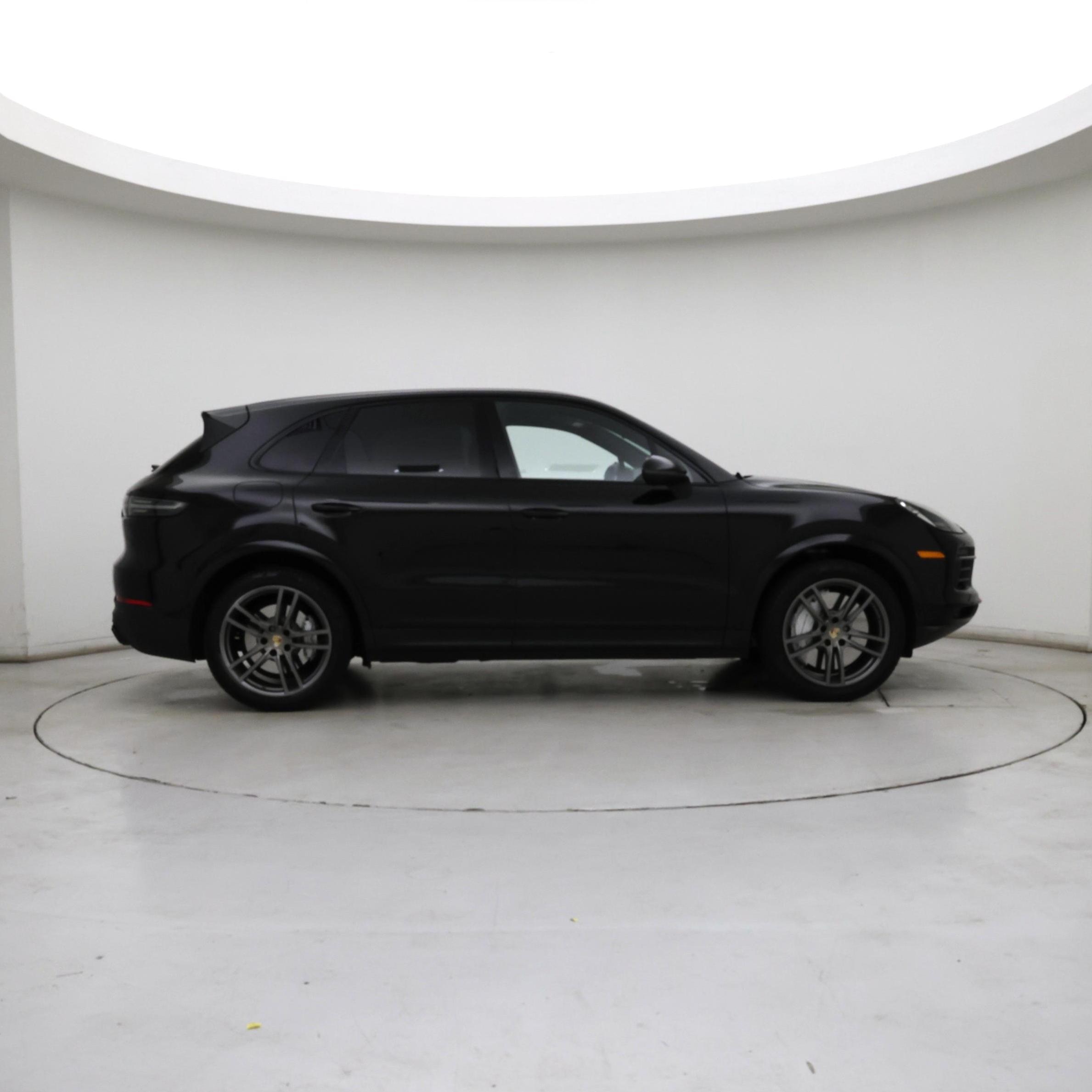 Thumbnail: 2019 Porsche Cayenne - 7