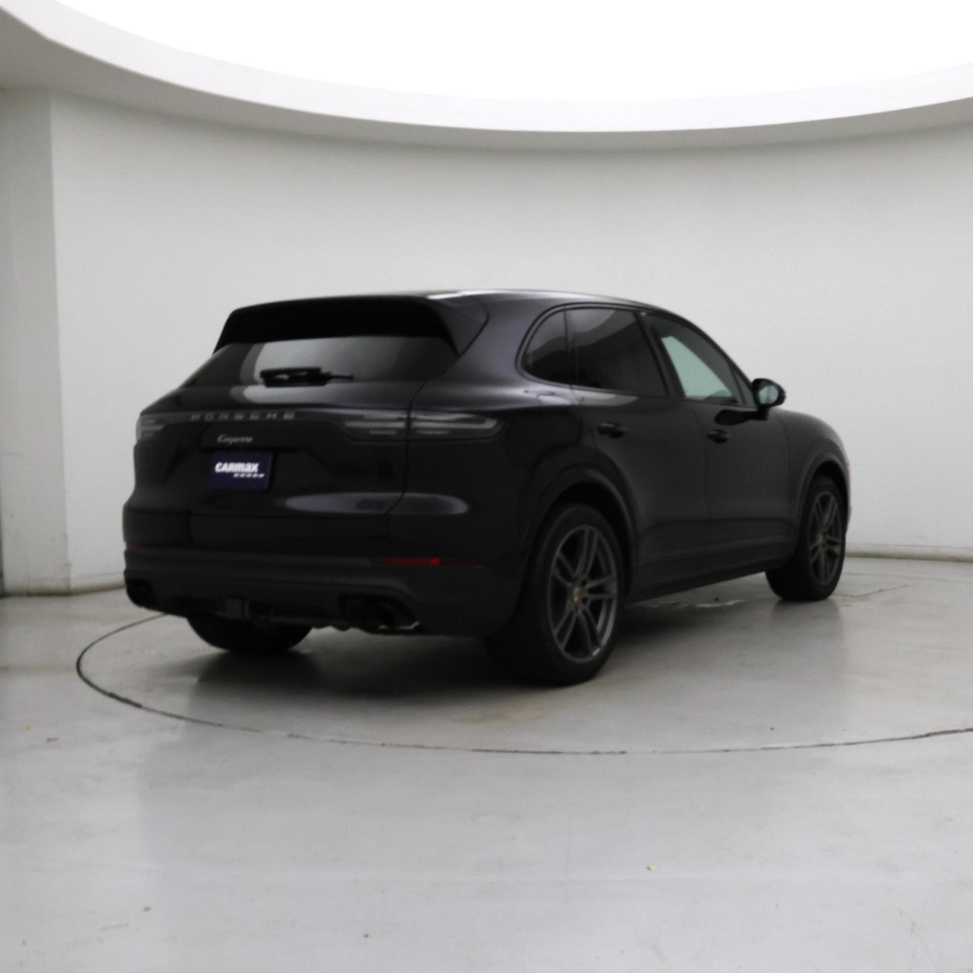Thumbnail: 2019 Porsche Cayenne - 8