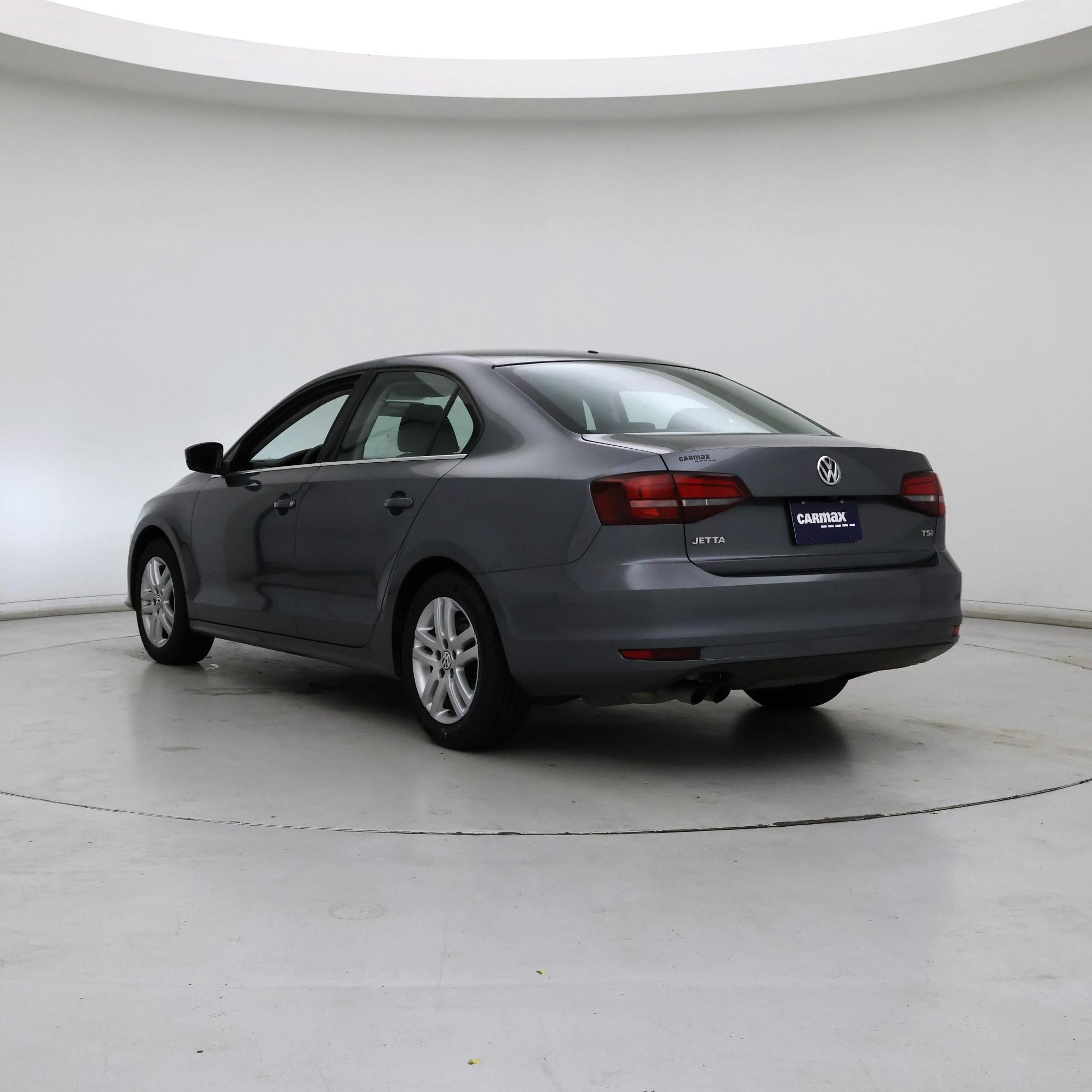 Thumbnail: 2017 Volkswagen Jetta - 2