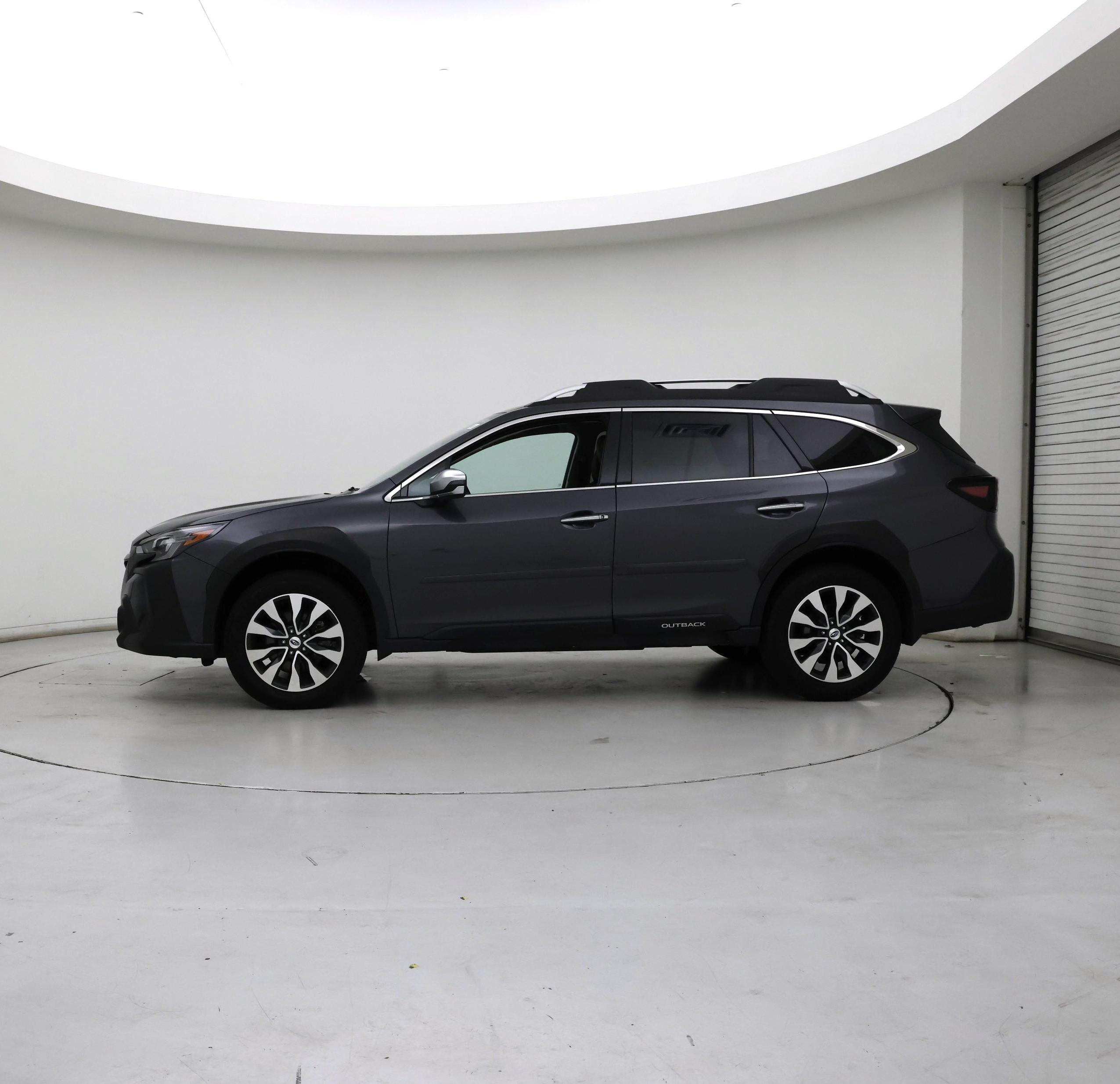 Thumbnail: 2023 Subaru Outback - 3