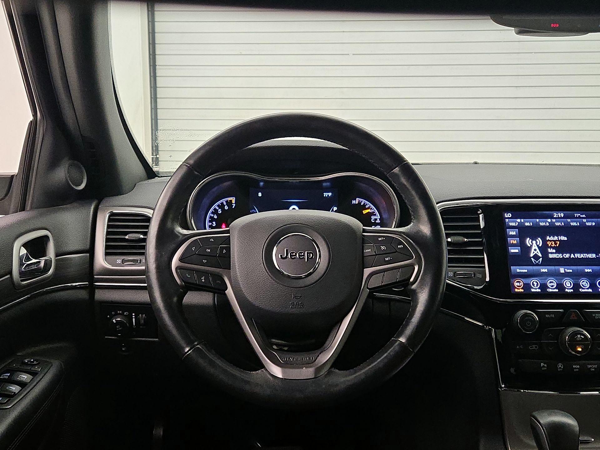Thumbnail: 2019 Jeep Grand Cherokee - 10