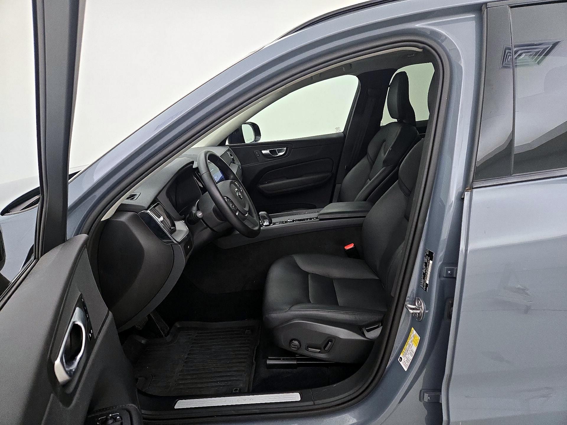 Thumbnail: 2024 Volvo XC60 - 11