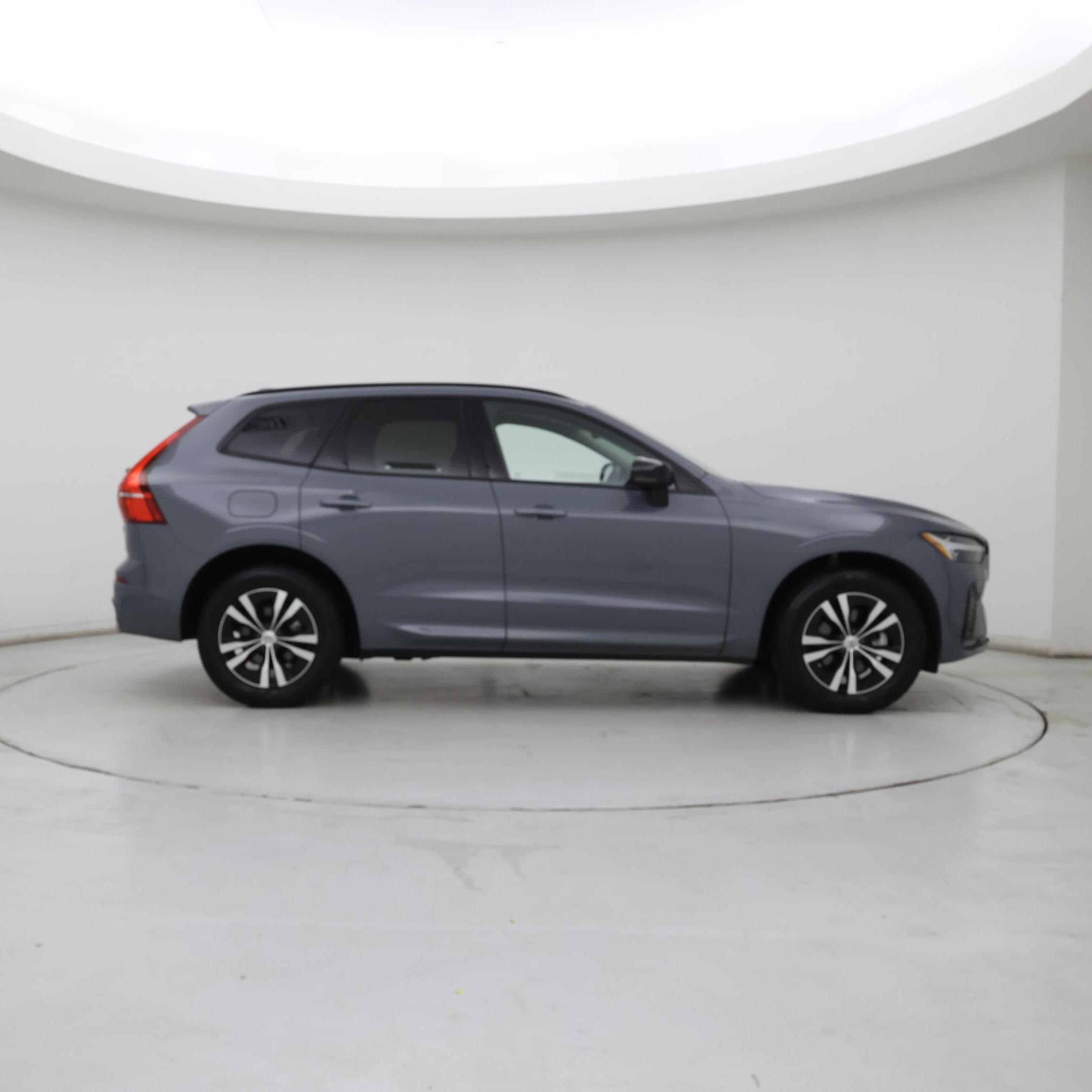 Thumbnail: 2024 Volvo XC60 - 7