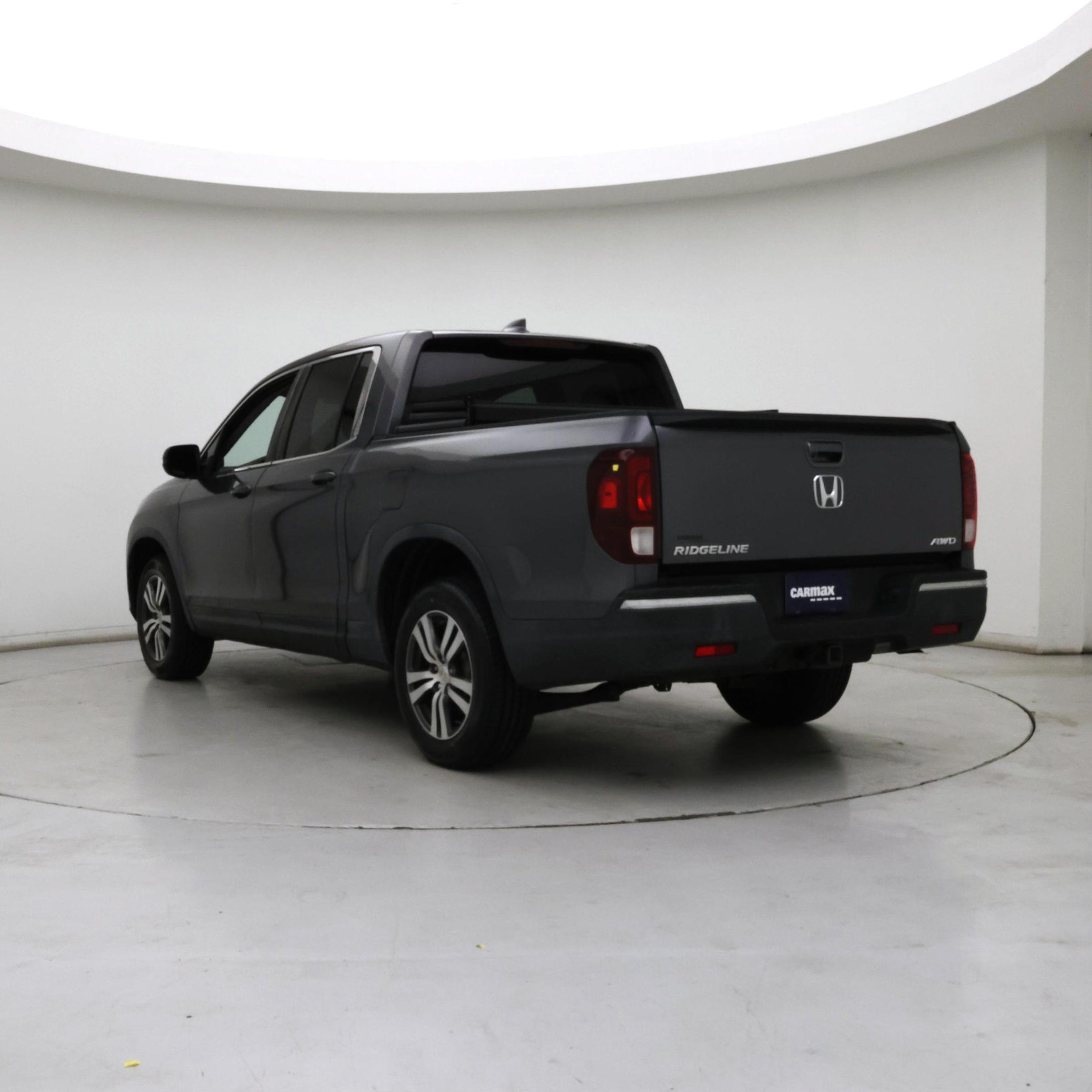 Thumbnail: 2017 Honda Ridgeline - 2