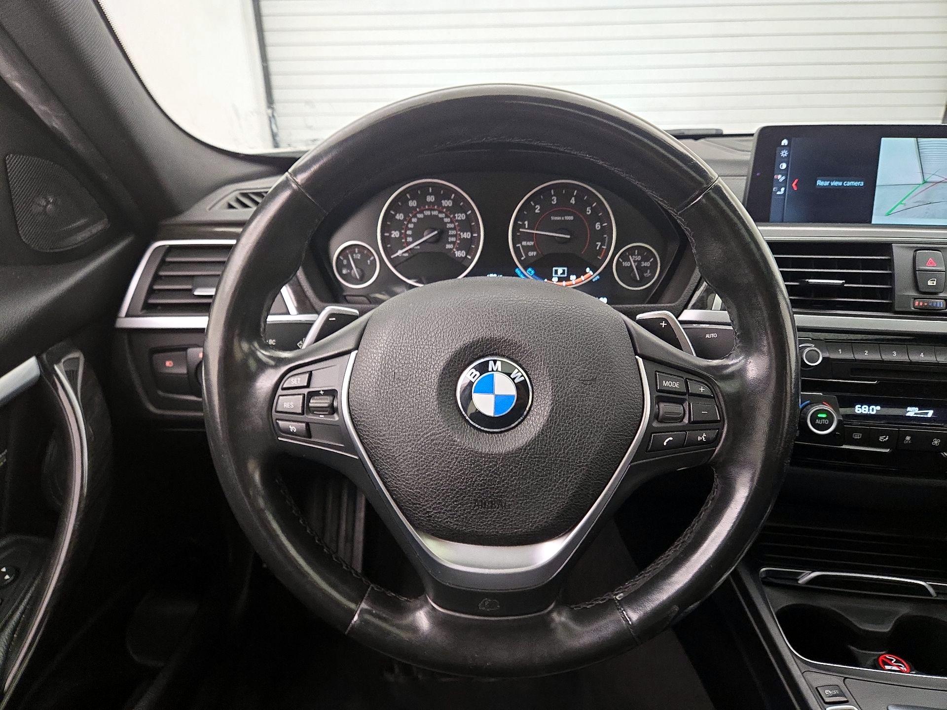 Thumbnail: 2018 BMW 3 Series - 10