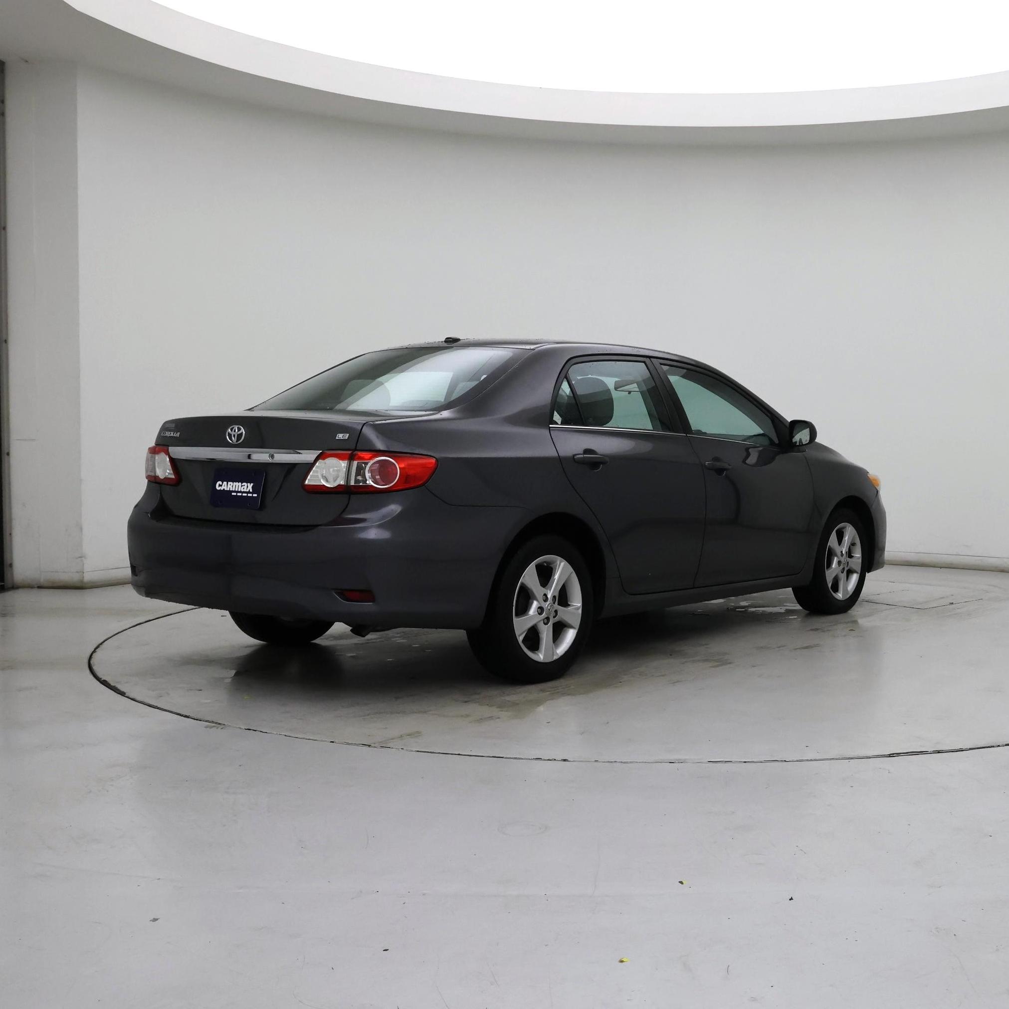 Thumbnail: 2013 Toyota Corolla - 8