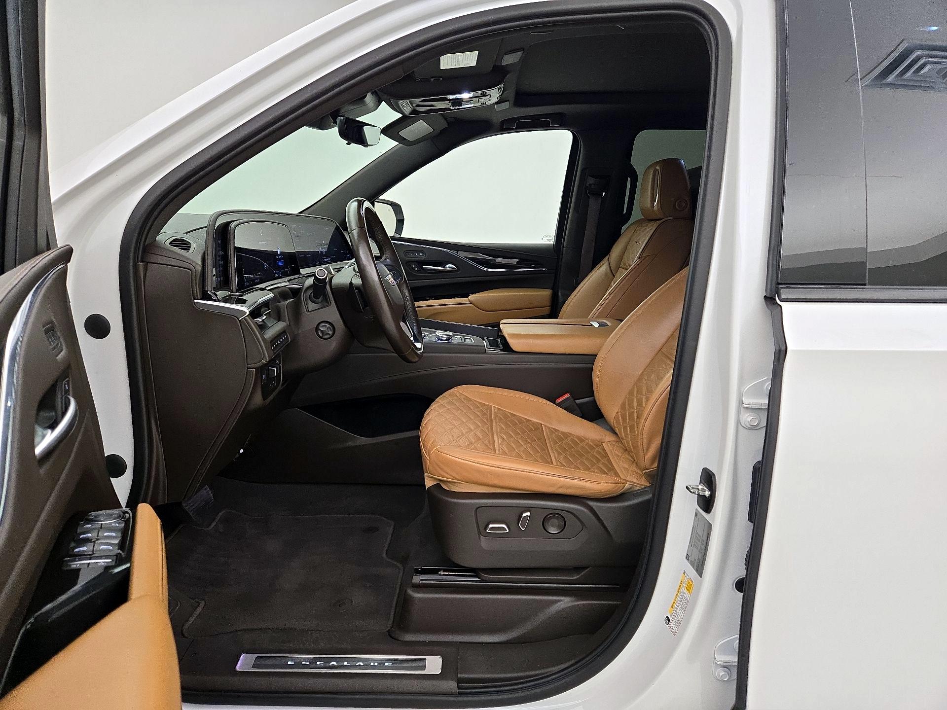 Thumbnail: 2023 Cadillac Escalade - 11
