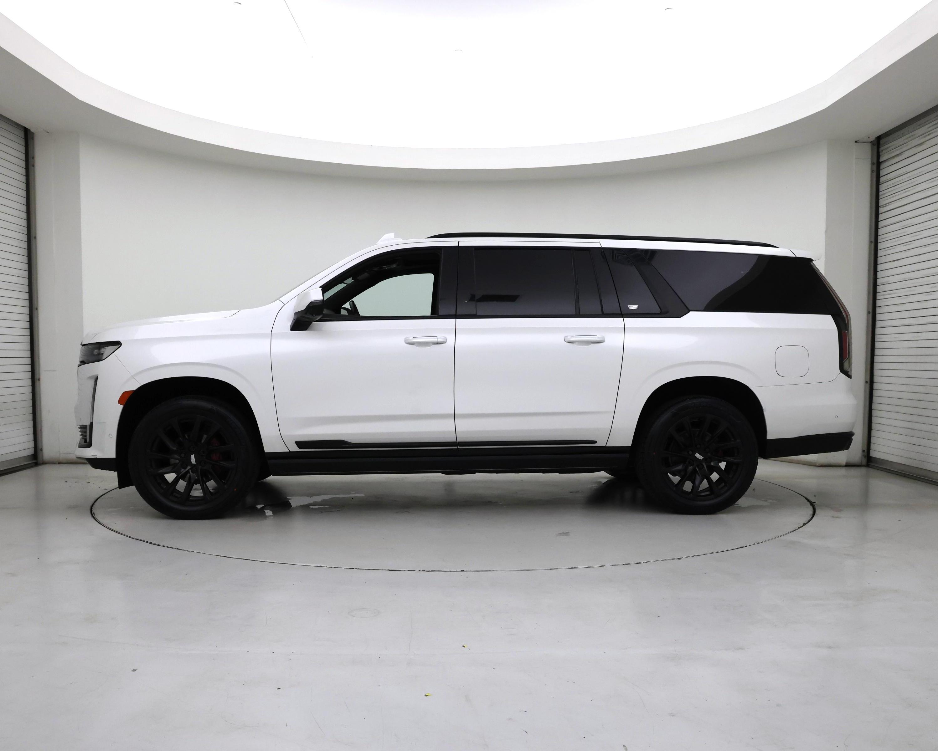 Thumbnail: 2023 Cadillac Escalade - 3