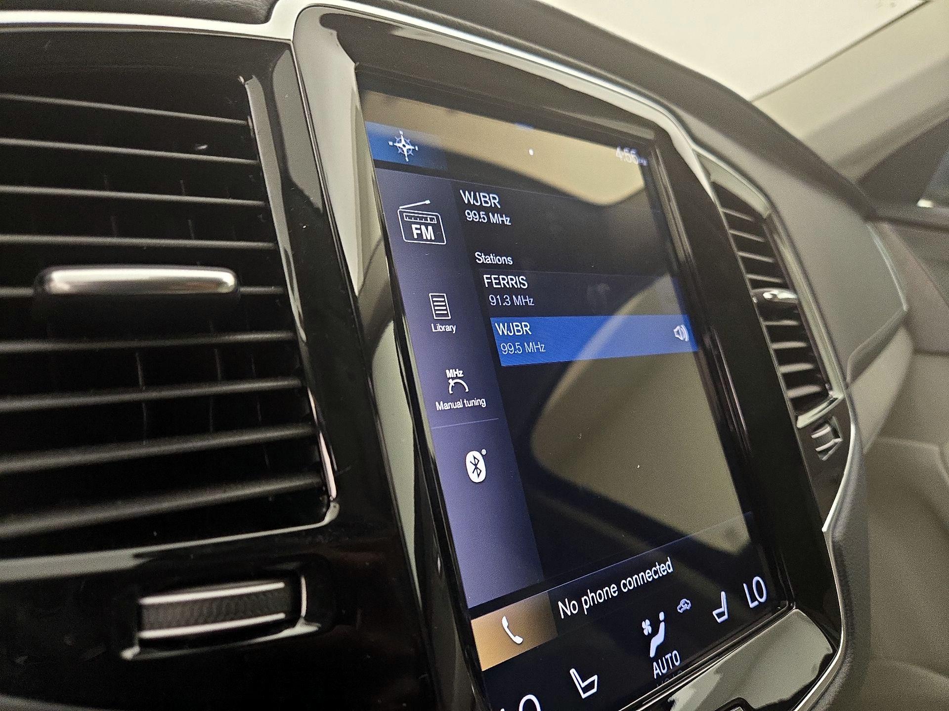 Thumbnail: 2022 Volvo XC90 - 15
