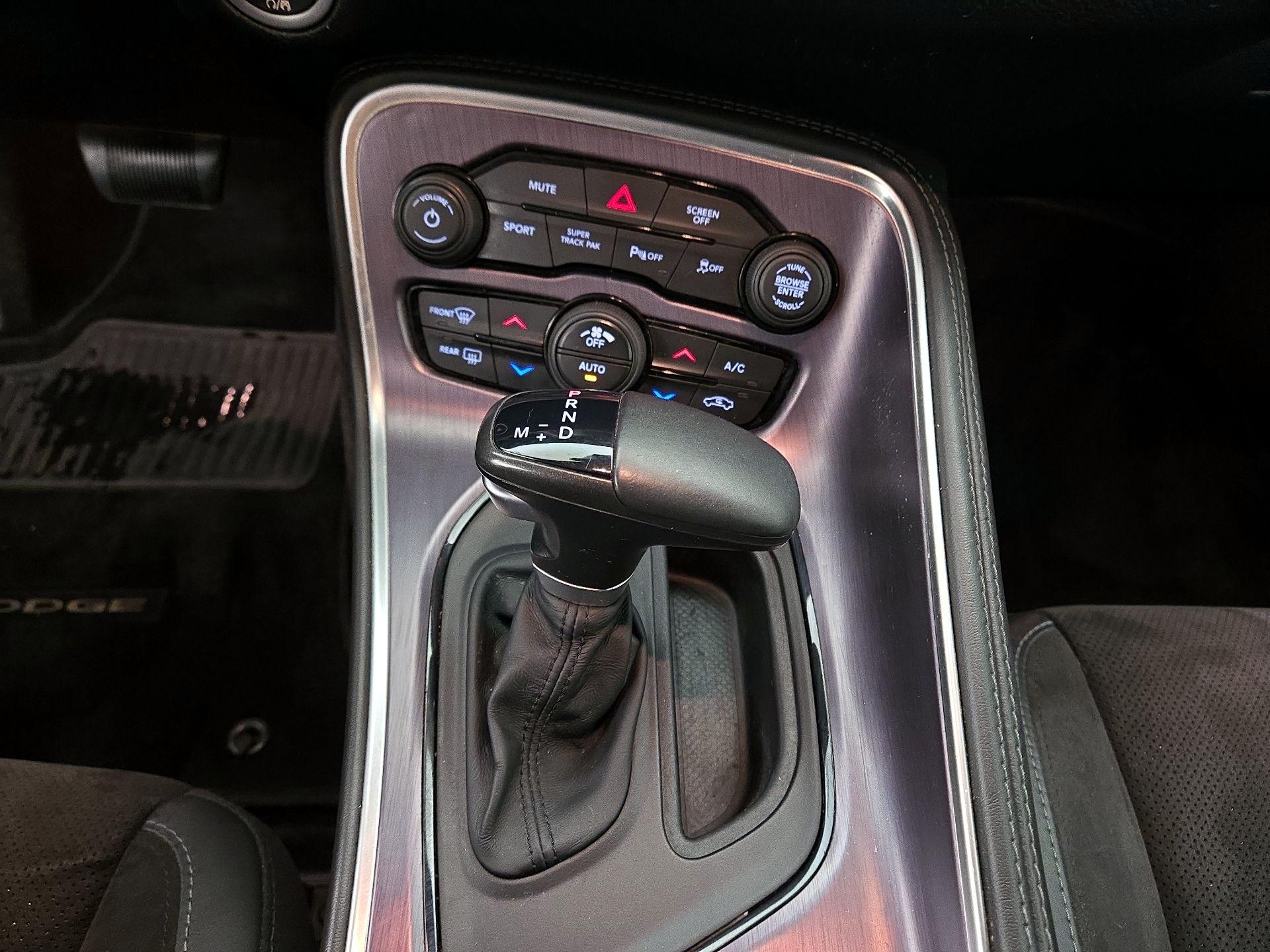 Thumbnail: 2018 Dodge Challenger - 18