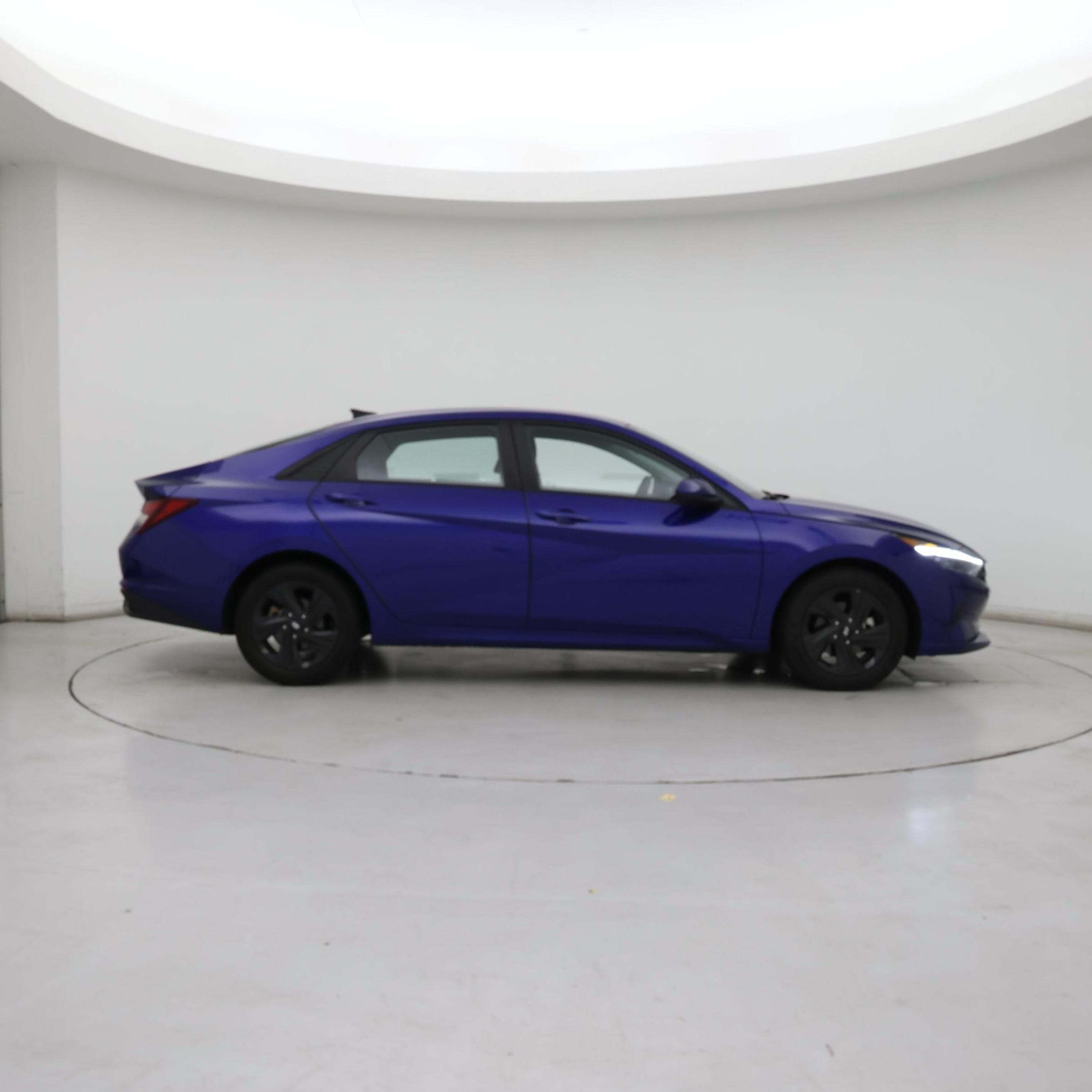 Thumbnail: 2023 Hyundai Elantra - 7