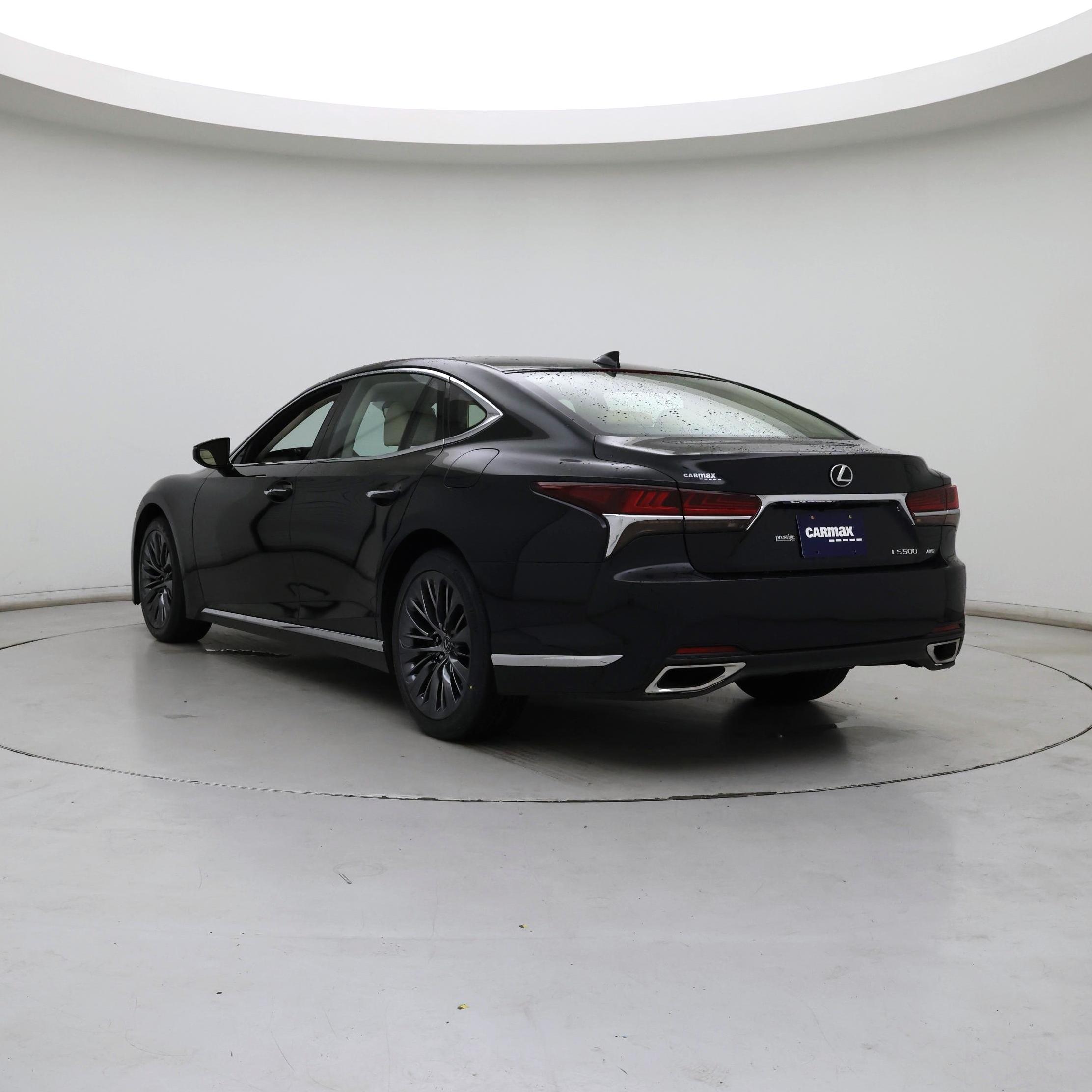 Thumbnail: 2018 Lexus LS - 2
