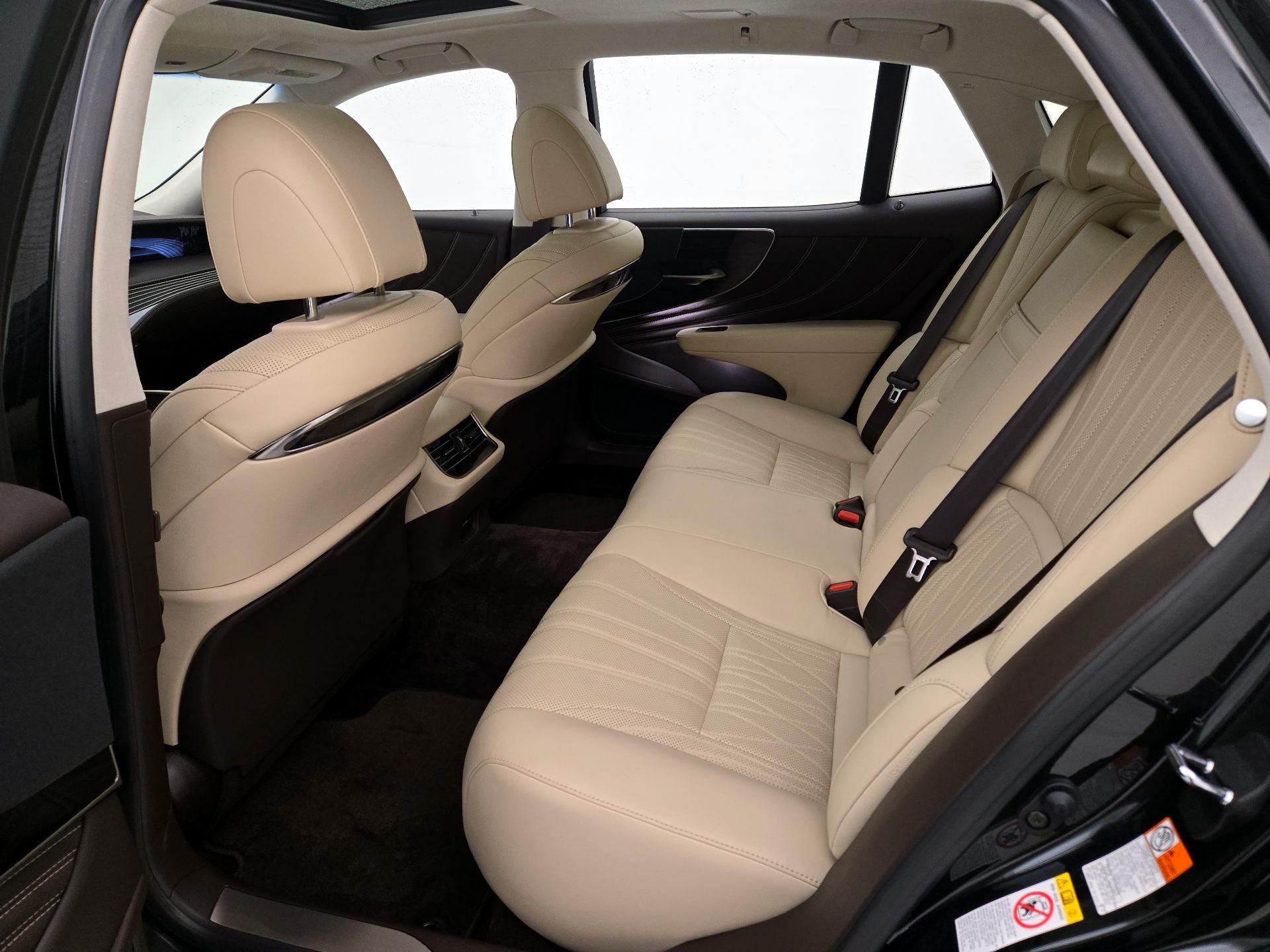 Thumbnail: 2018 Lexus LS - 20