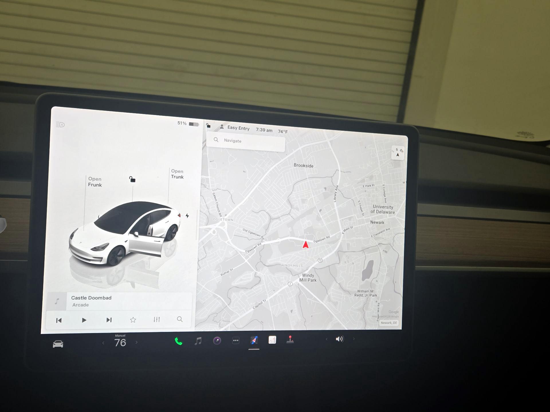 Thumbnail: 2023 Tesla Model 3 - 13