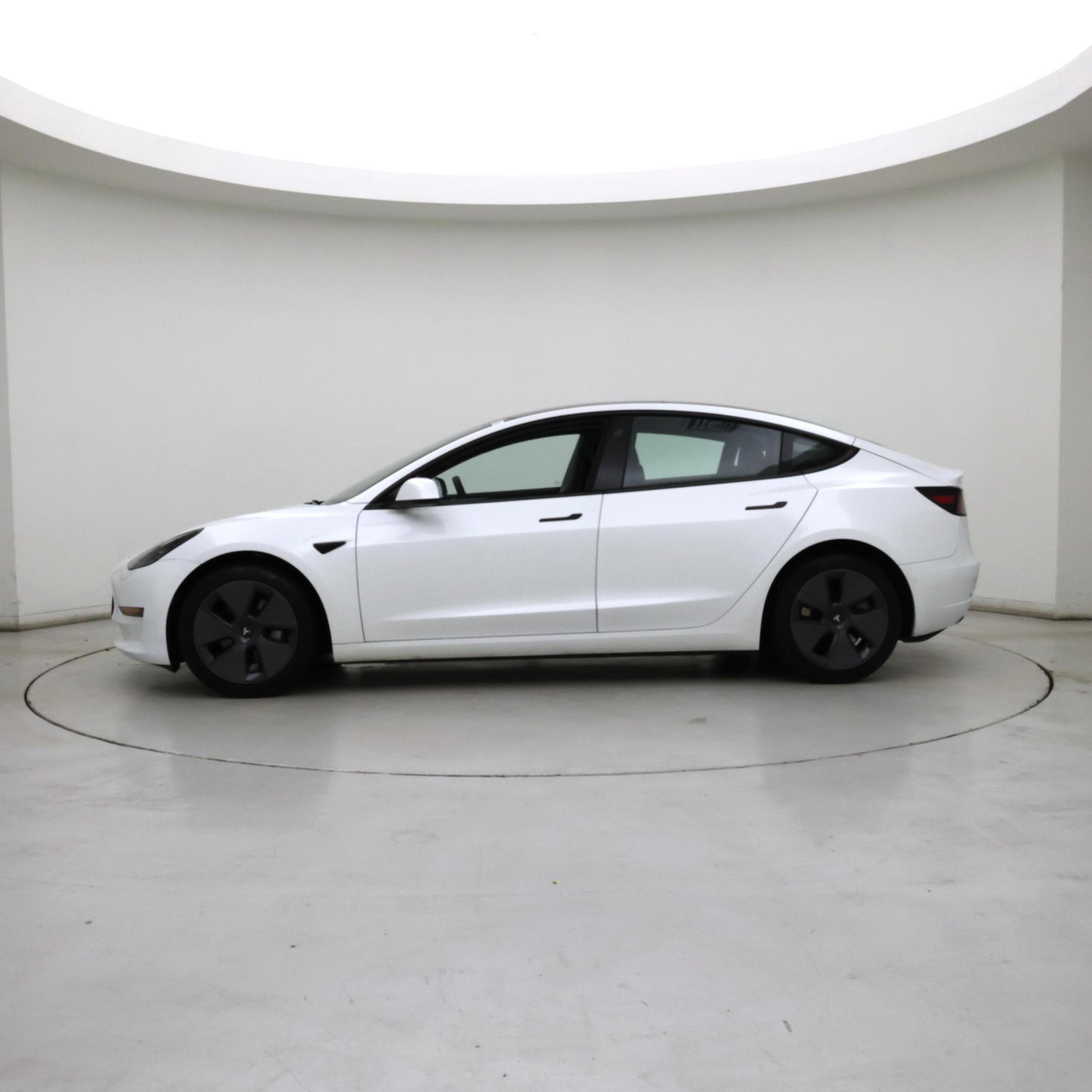 Thumbnail: 2023 Tesla Model 3 - 3