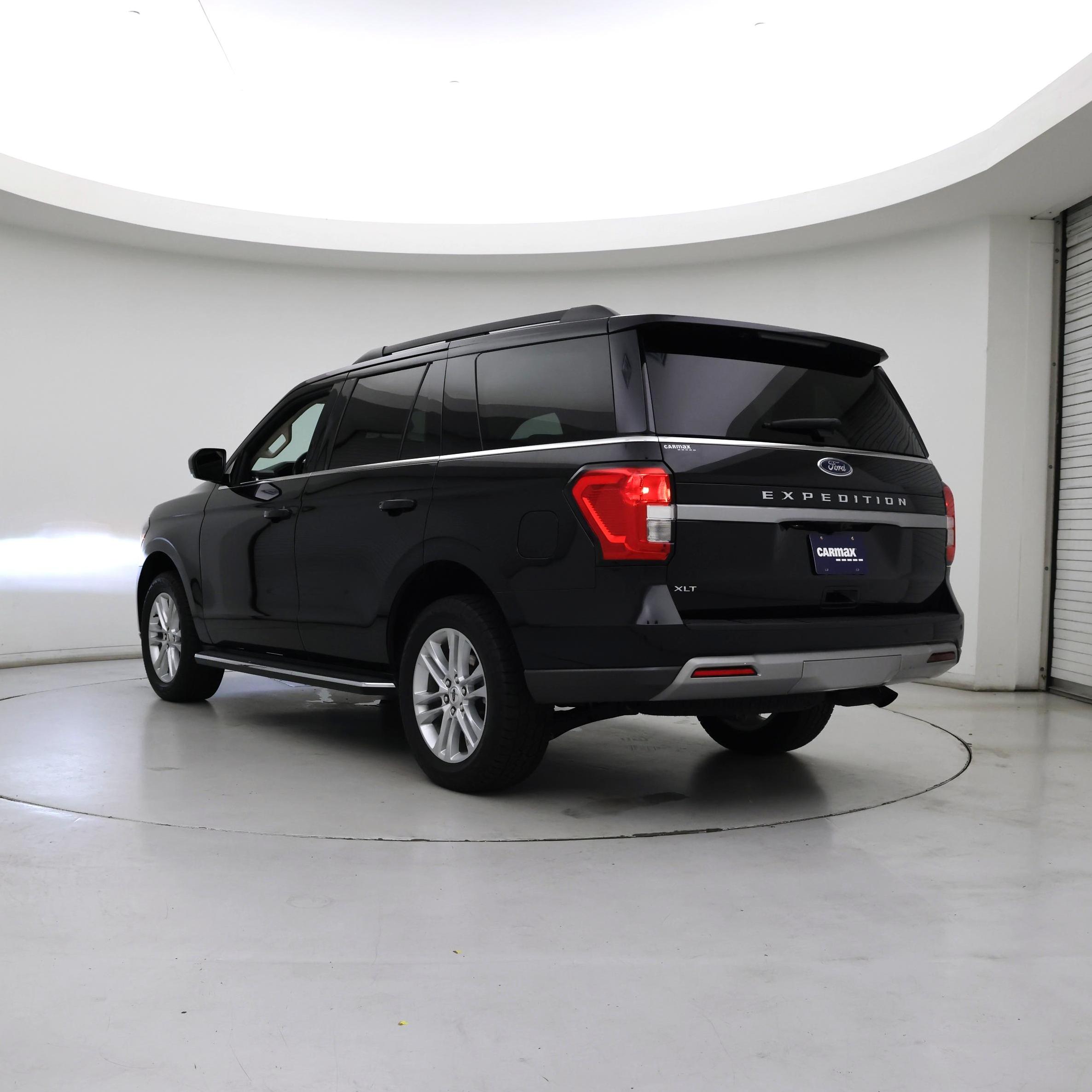 Thumbnail: 2022 Ford Expedition - 2