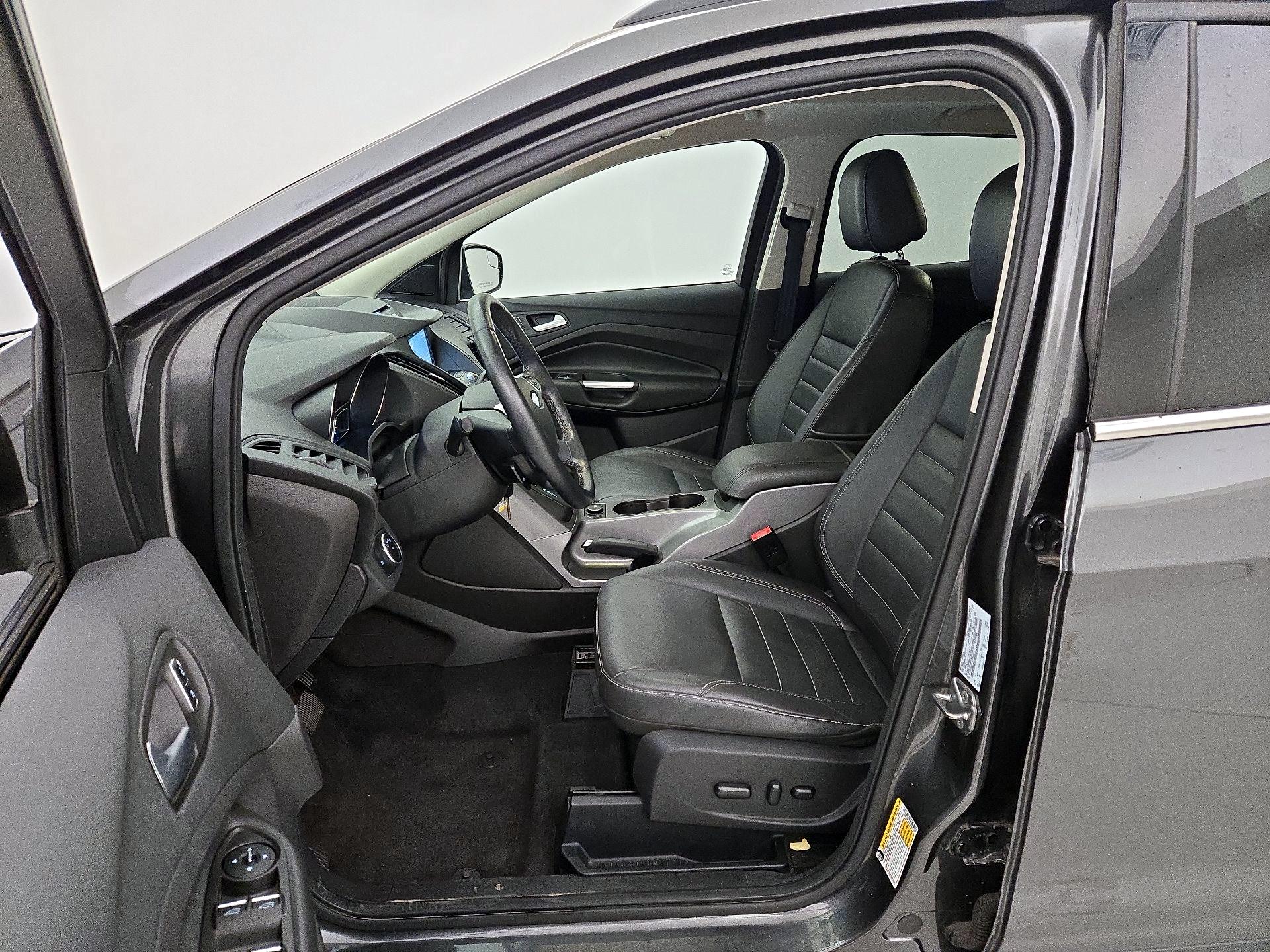 Thumbnail: 2016 Ford Escape - 11