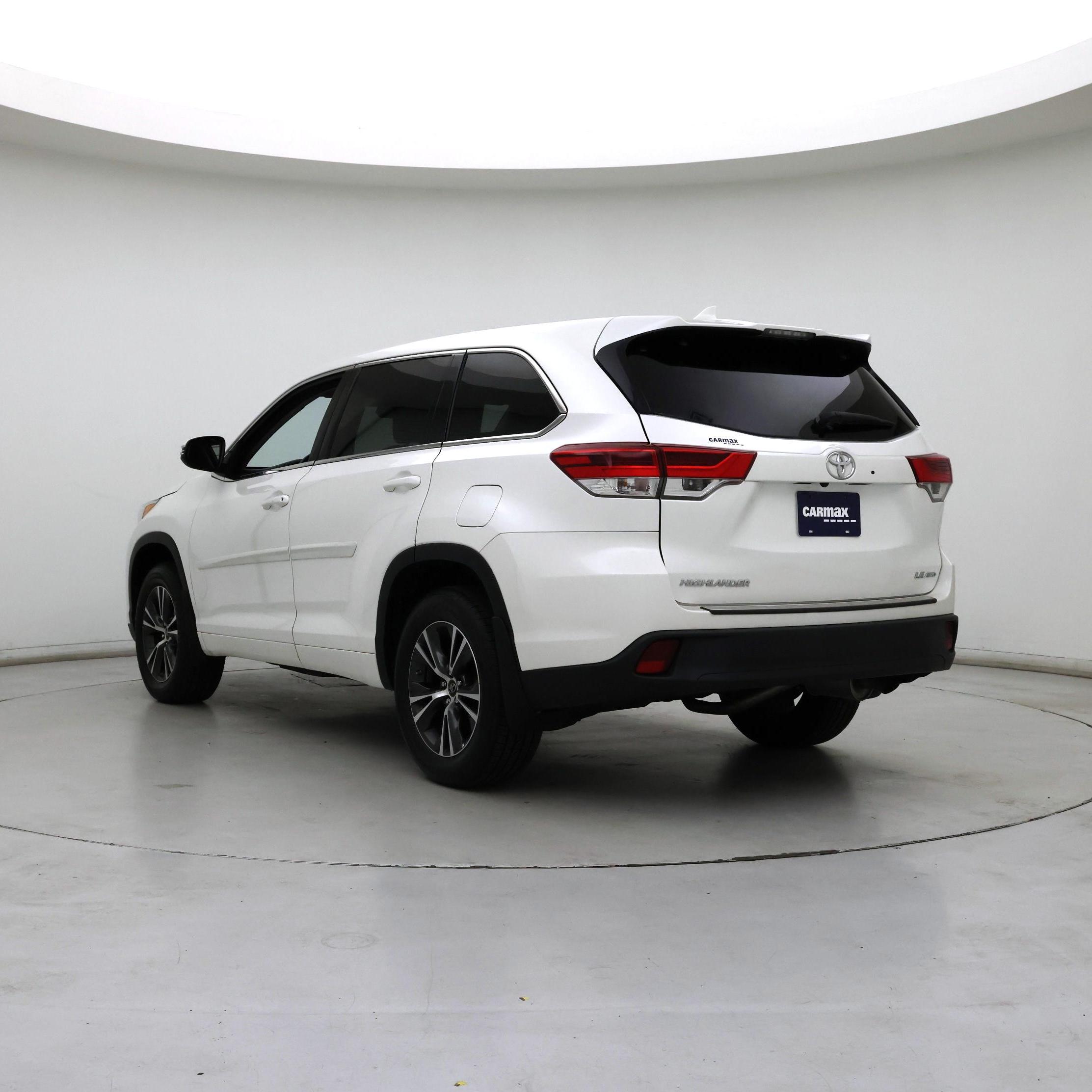 Thumbnail: 2017 Toyota Highlander - 2