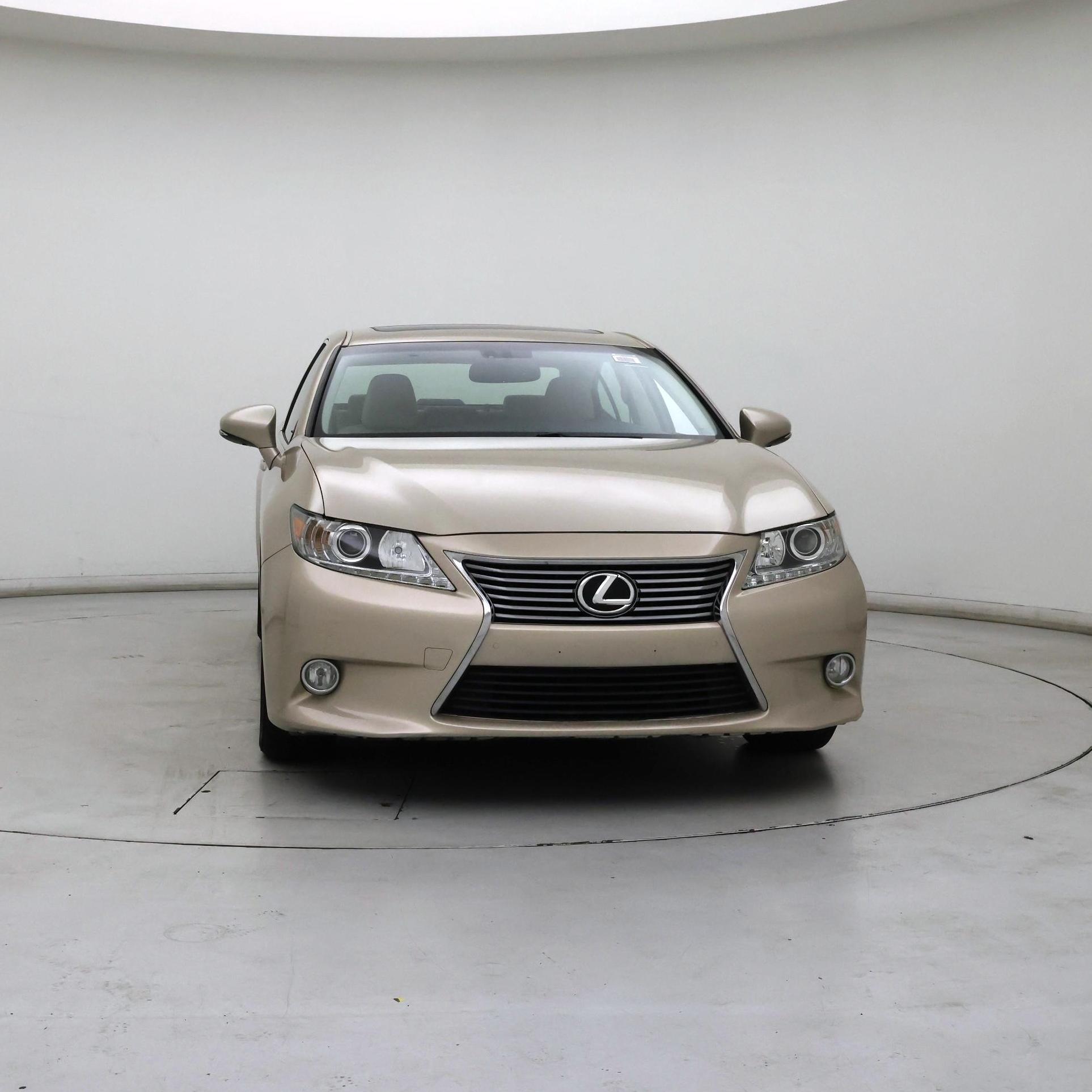 Thumbnail: 2014 Lexus ES - 5