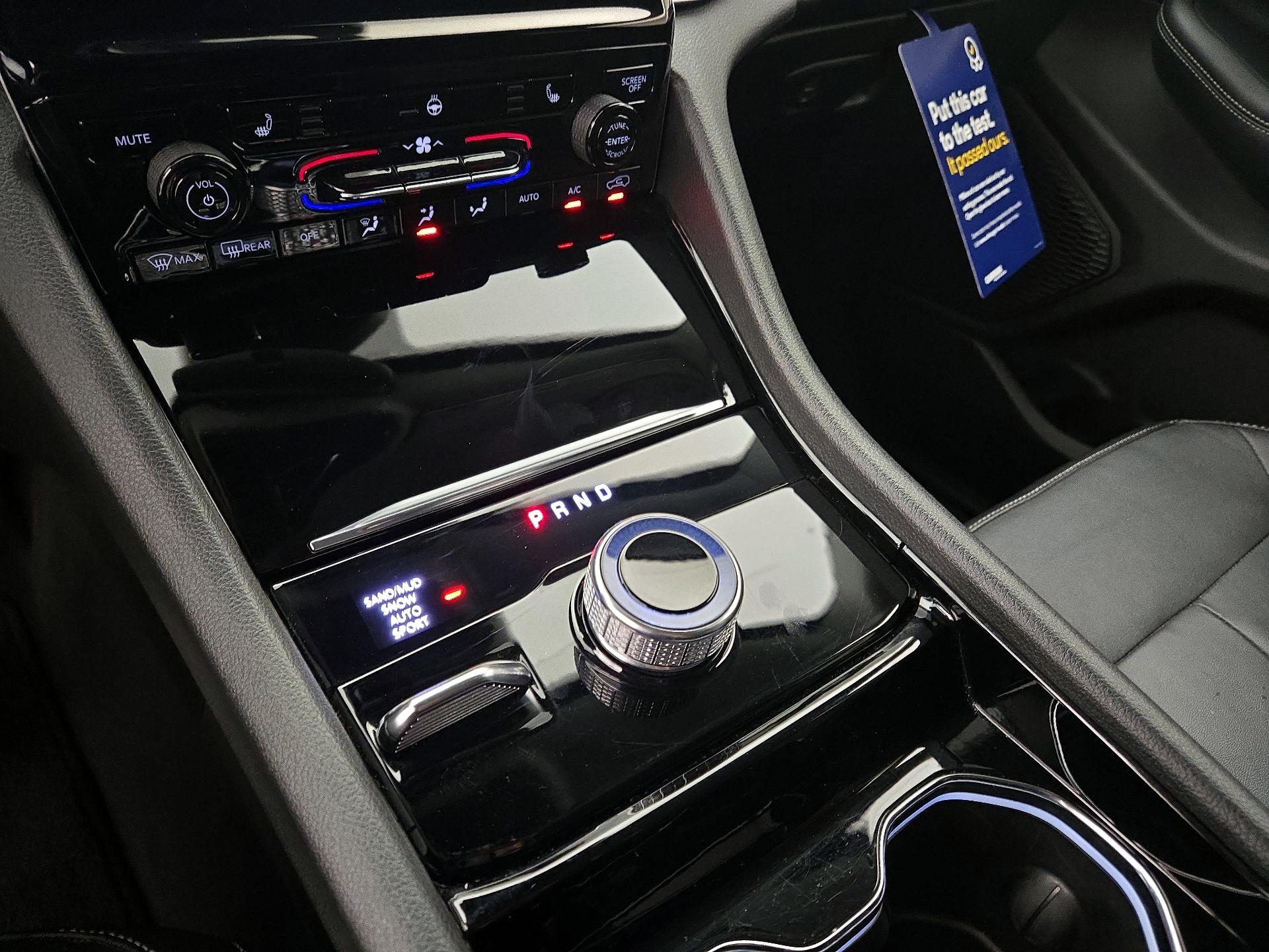 Thumbnail: 2023 Jeep Grand Cherokee - 17