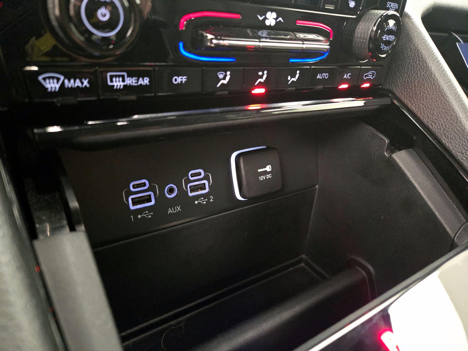 Thumbnail: 2023 Jeep Grand Cherokee - 18