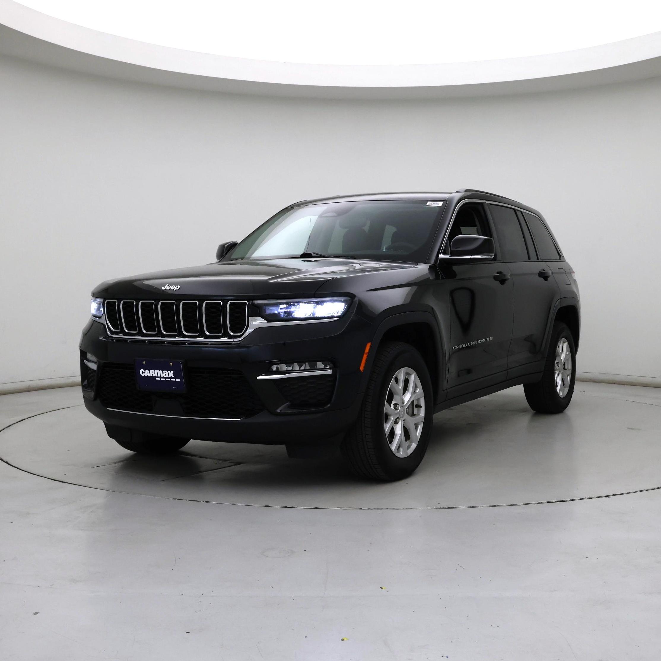Thumbnail: 2023 Jeep Grand Cherokee - 4
