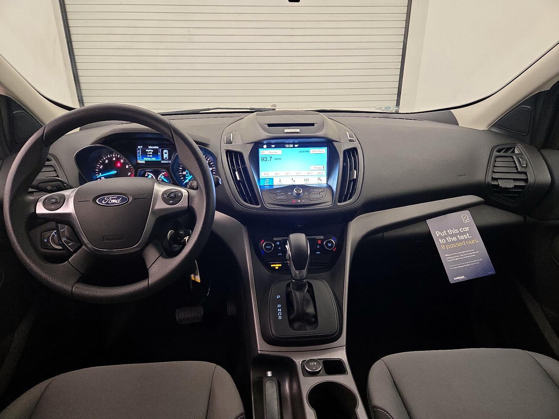 Thumbnail: 2016 Ford Escape - 9