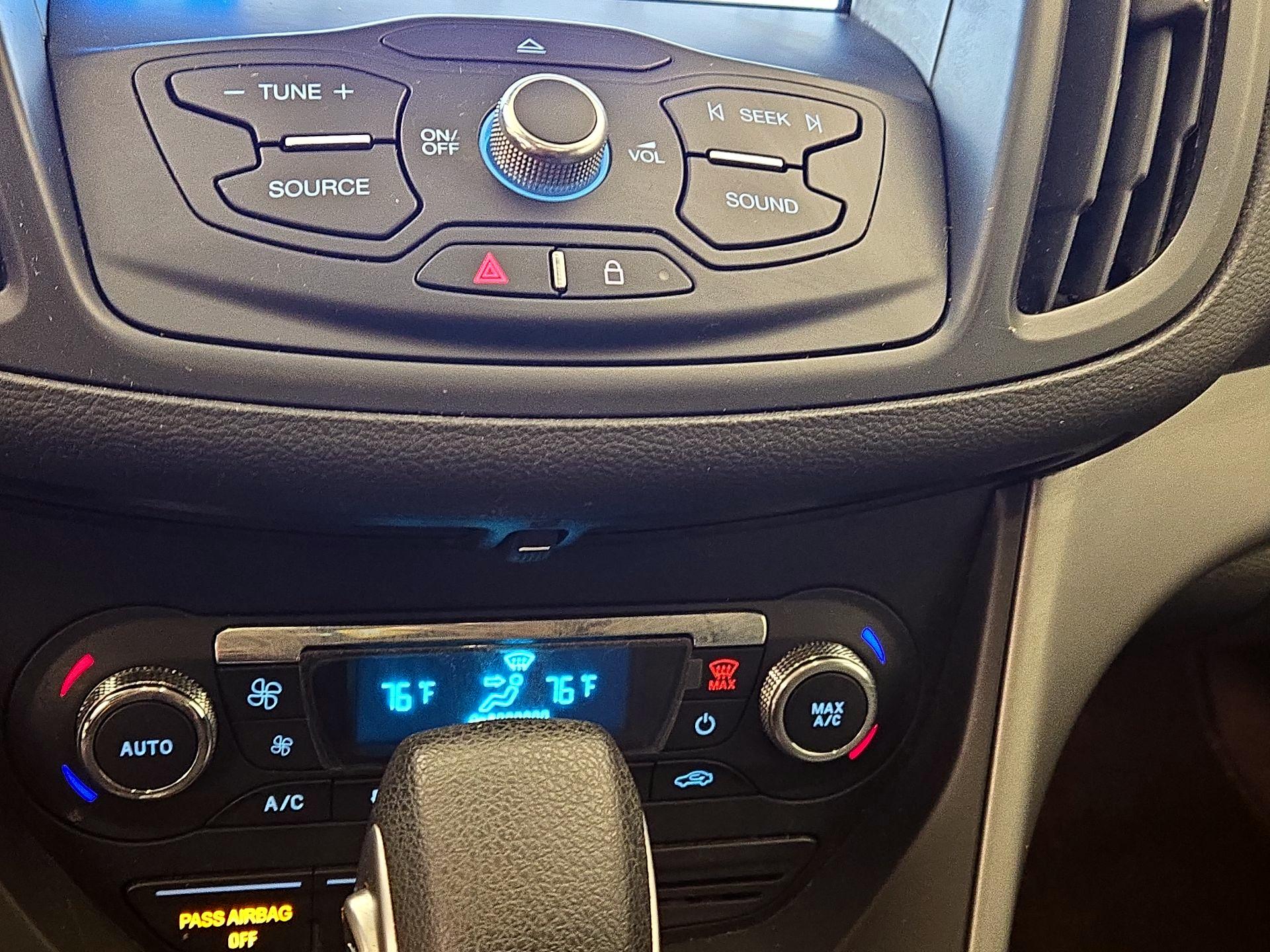 Thumbnail: 2016 Ford Escape - 16