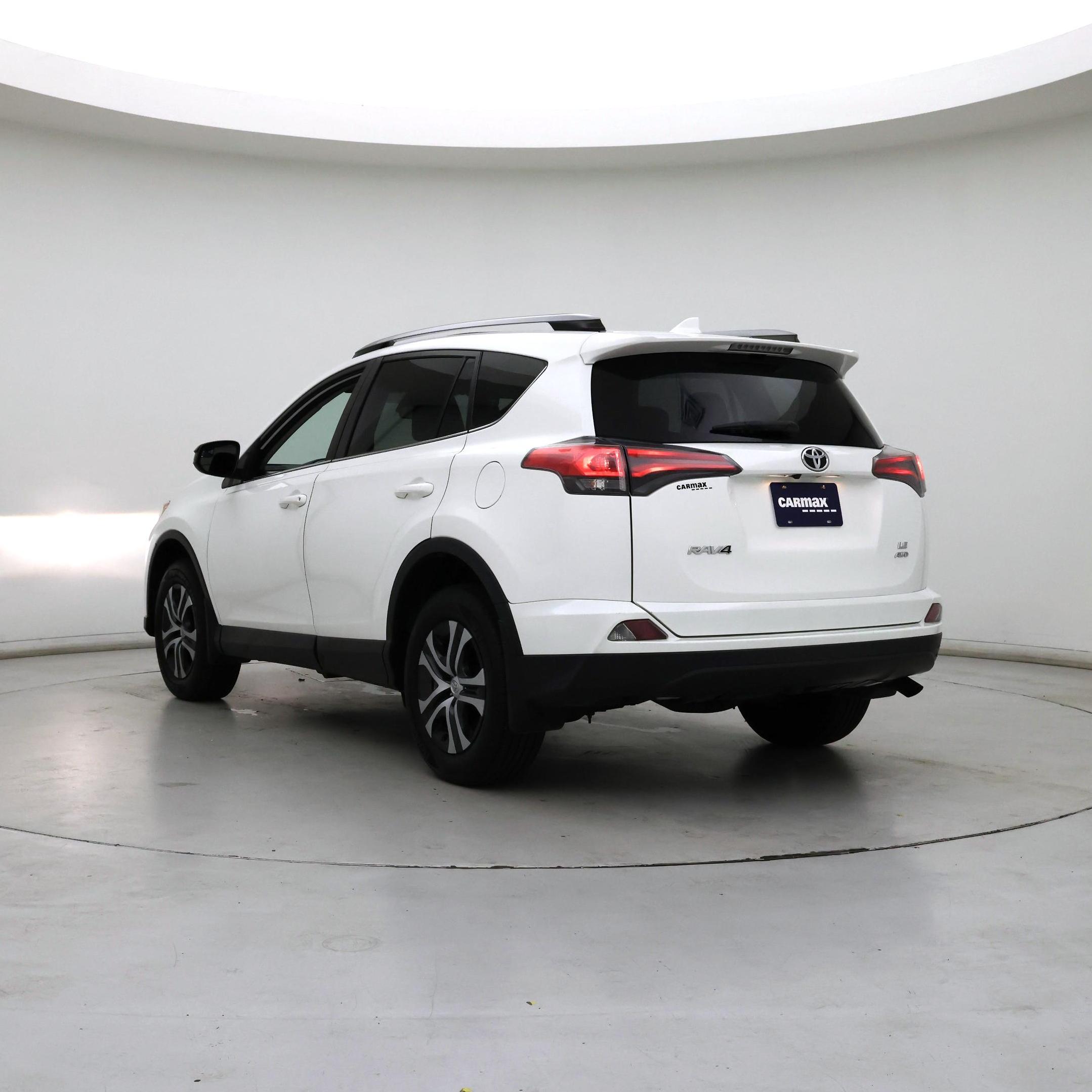 Thumbnail: 2017 Toyota RAV4 - 2