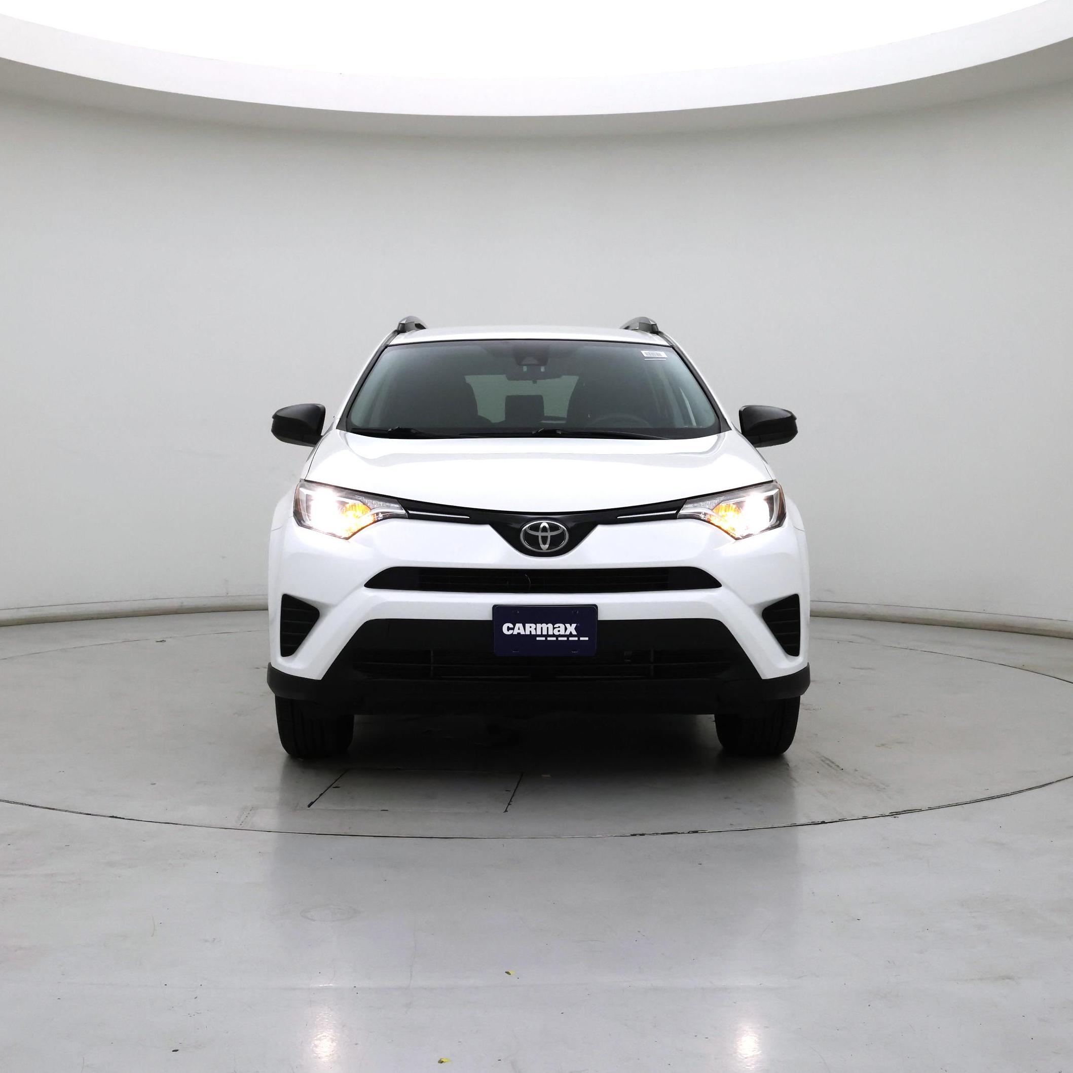 Thumbnail: 2017 Toyota RAV4 - 5