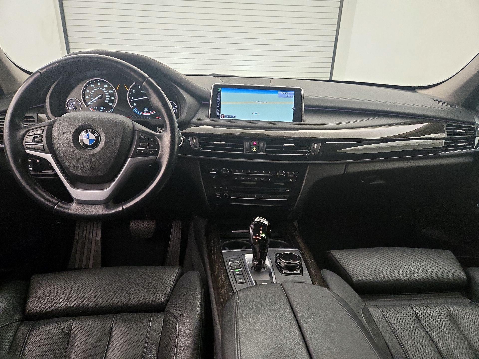 Thumbnail: 2015 BMW X5 - 9