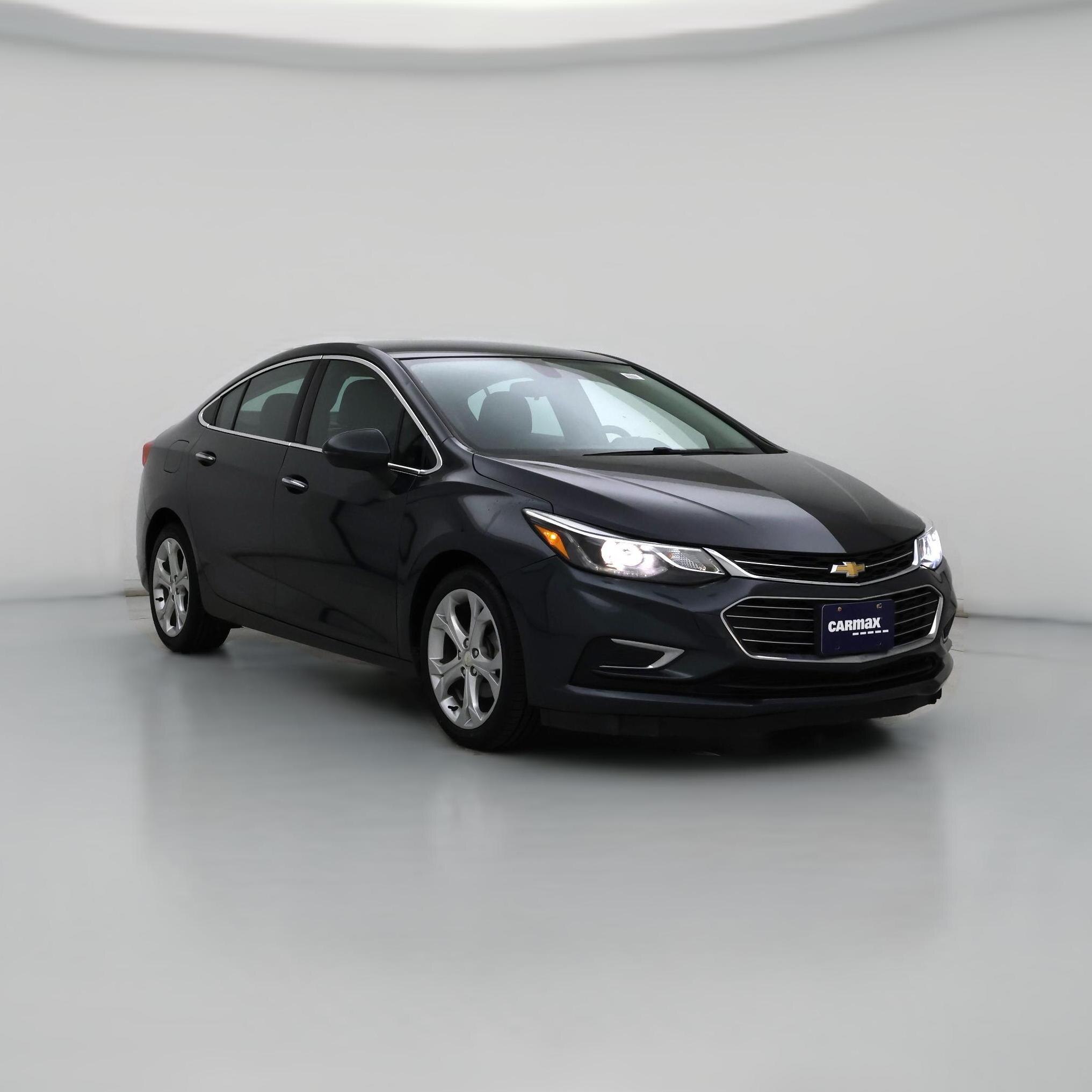 Thumbnail: 2017 Chevrolet Cruze - 1