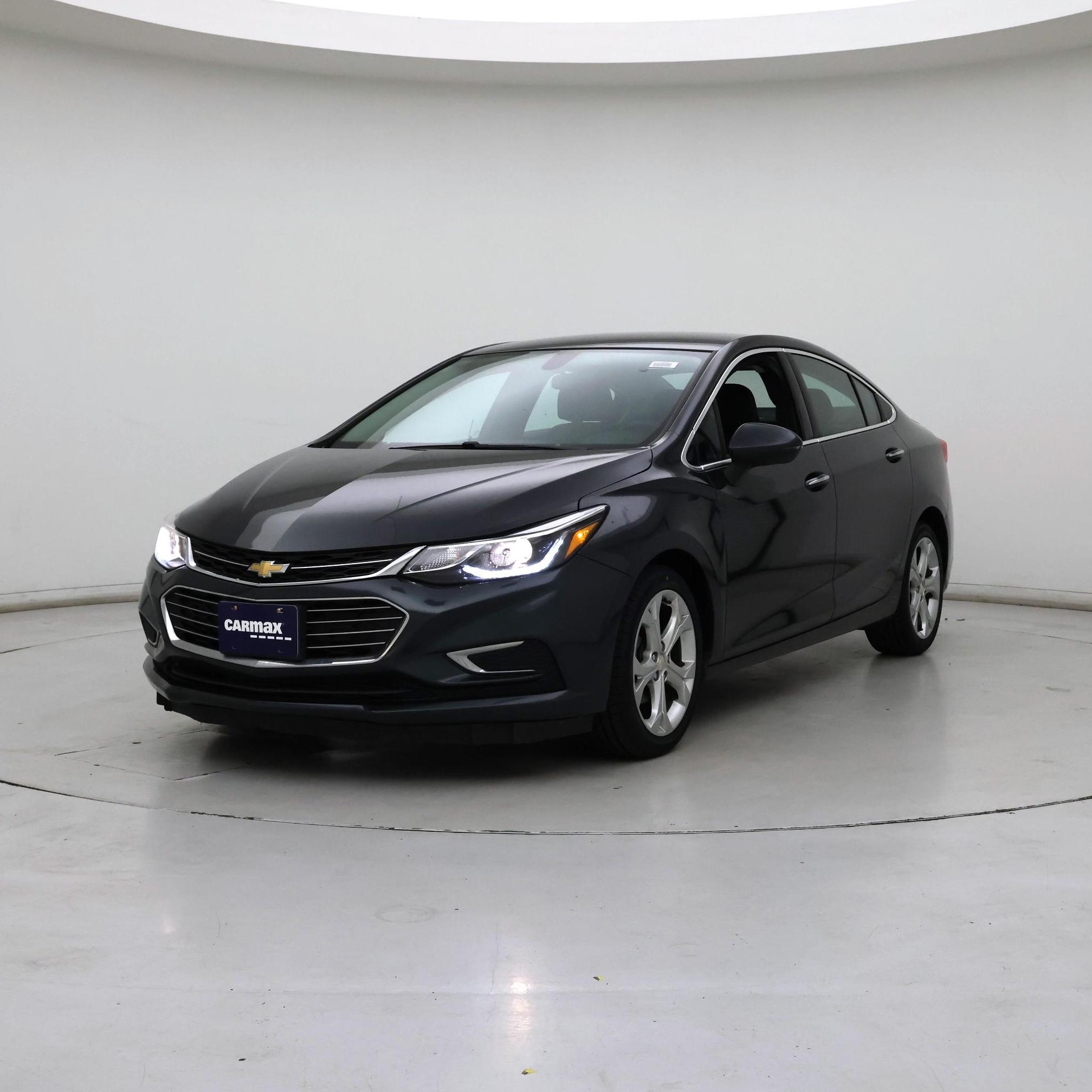 Thumbnail: 2017 Chevrolet Cruze - 4