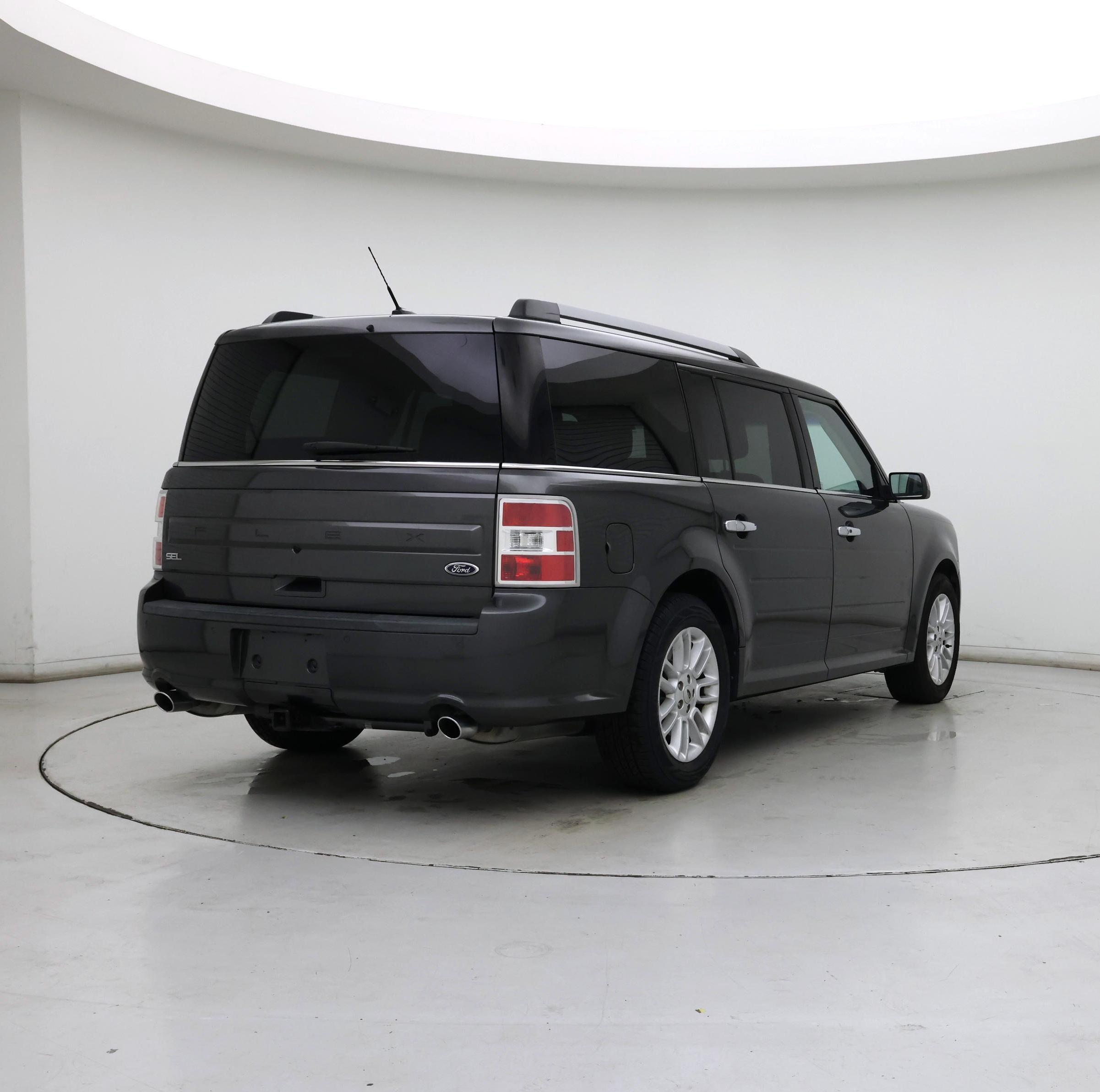Thumbnail: 2015 Ford Flex - 8