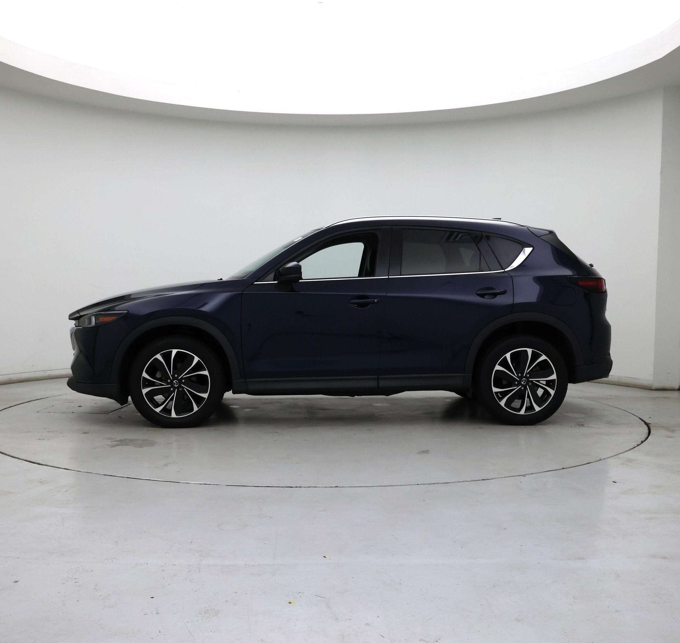 Thumbnail: 2022 Mazda CX-5 - 3