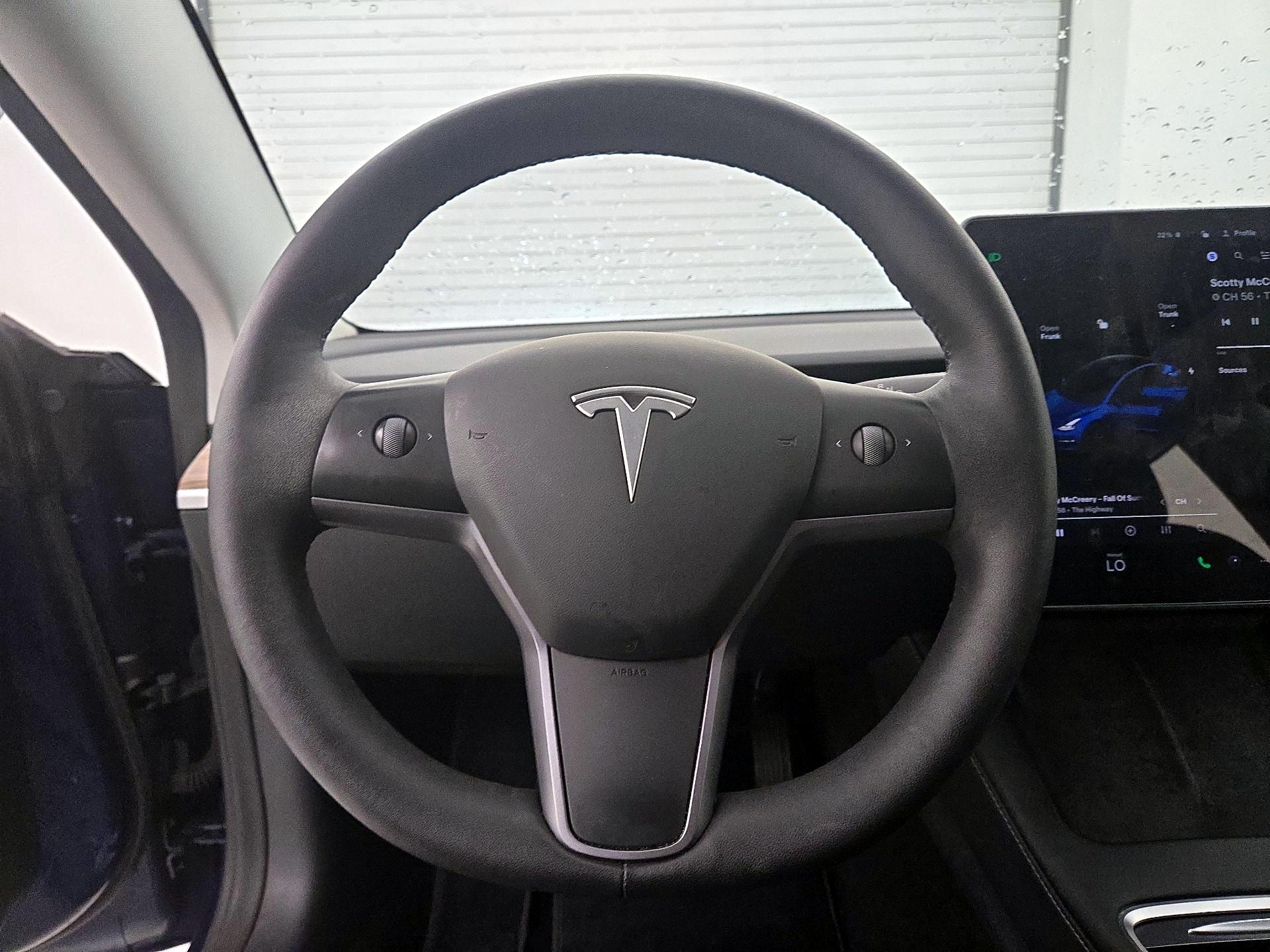 Thumbnail: 2022 Tesla Model 3 - 10