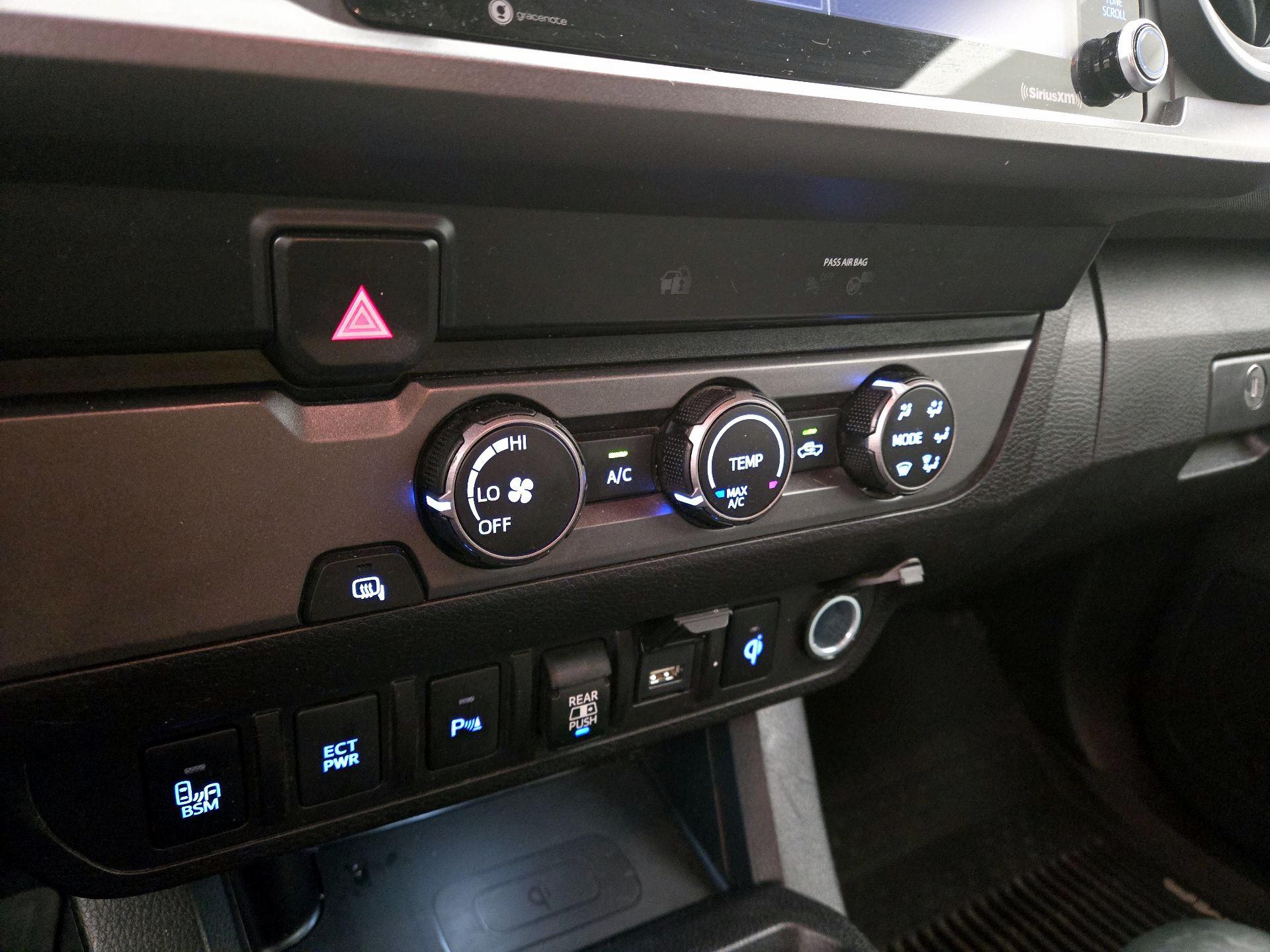 Thumbnail: 2020 Toyota Tacoma - 16