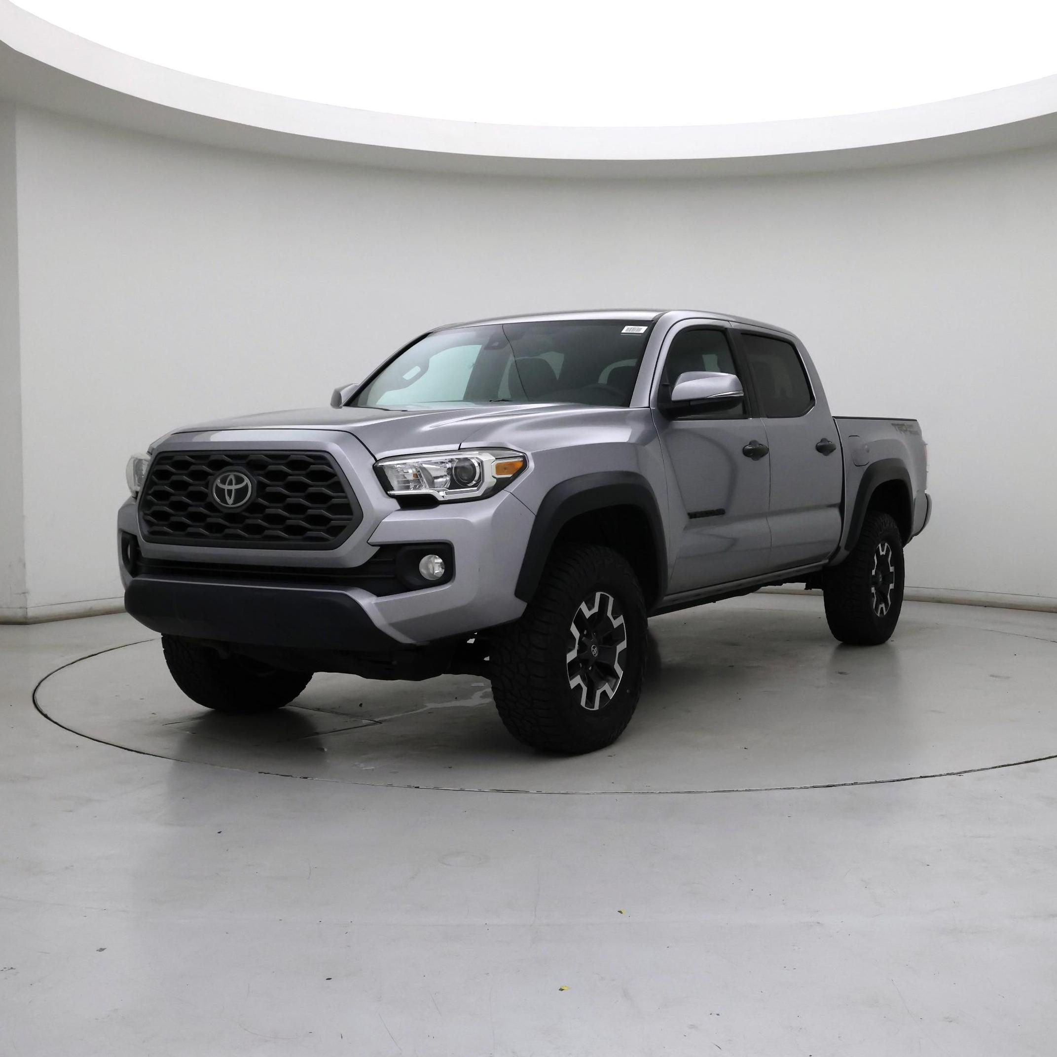 Thumbnail: 2020 Toyota Tacoma - 4