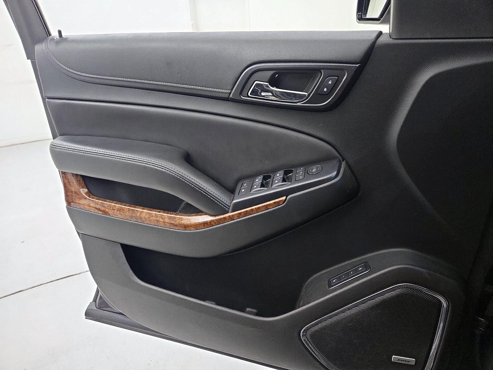 Thumbnail: 2018 Chevrolet Tahoe - 12