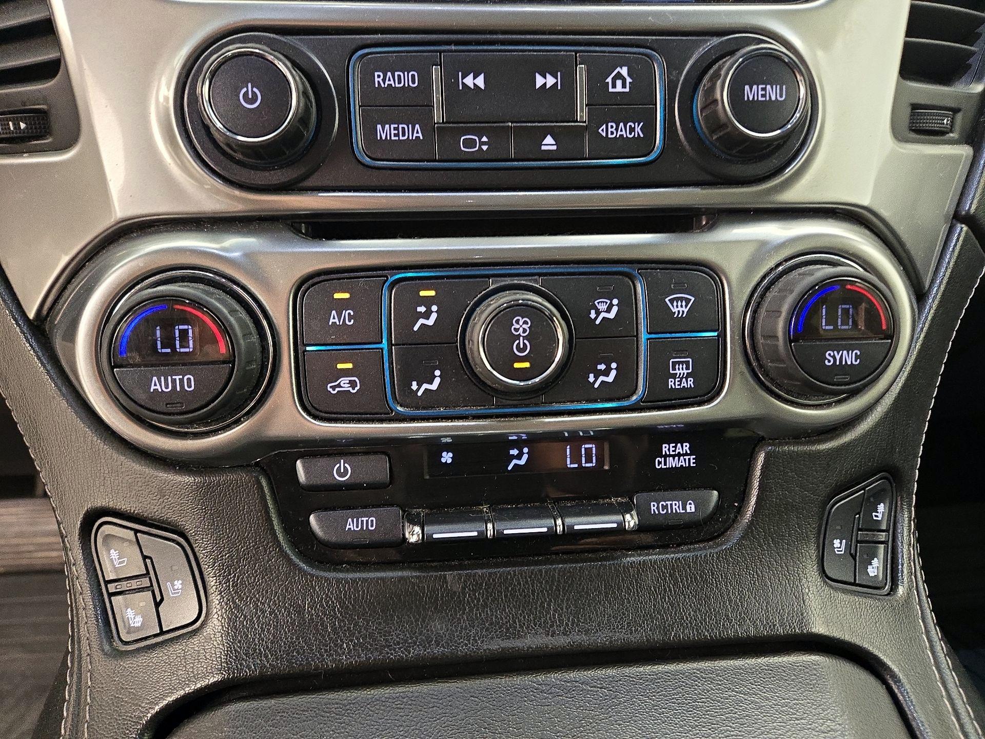 Thumbnail: 2018 Chevrolet Tahoe - 17