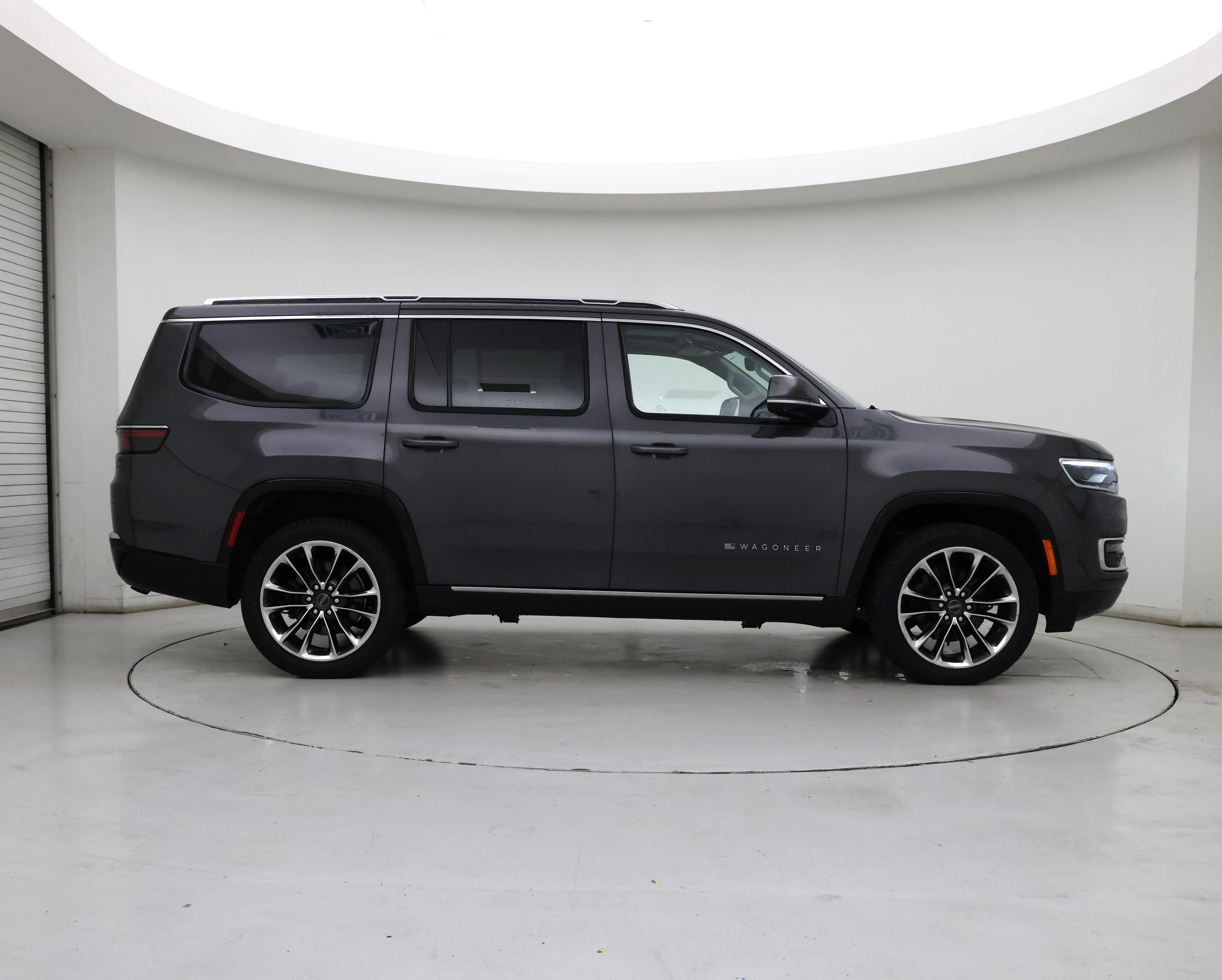 Thumbnail: 2022 Jeep Wagoneer - 7
