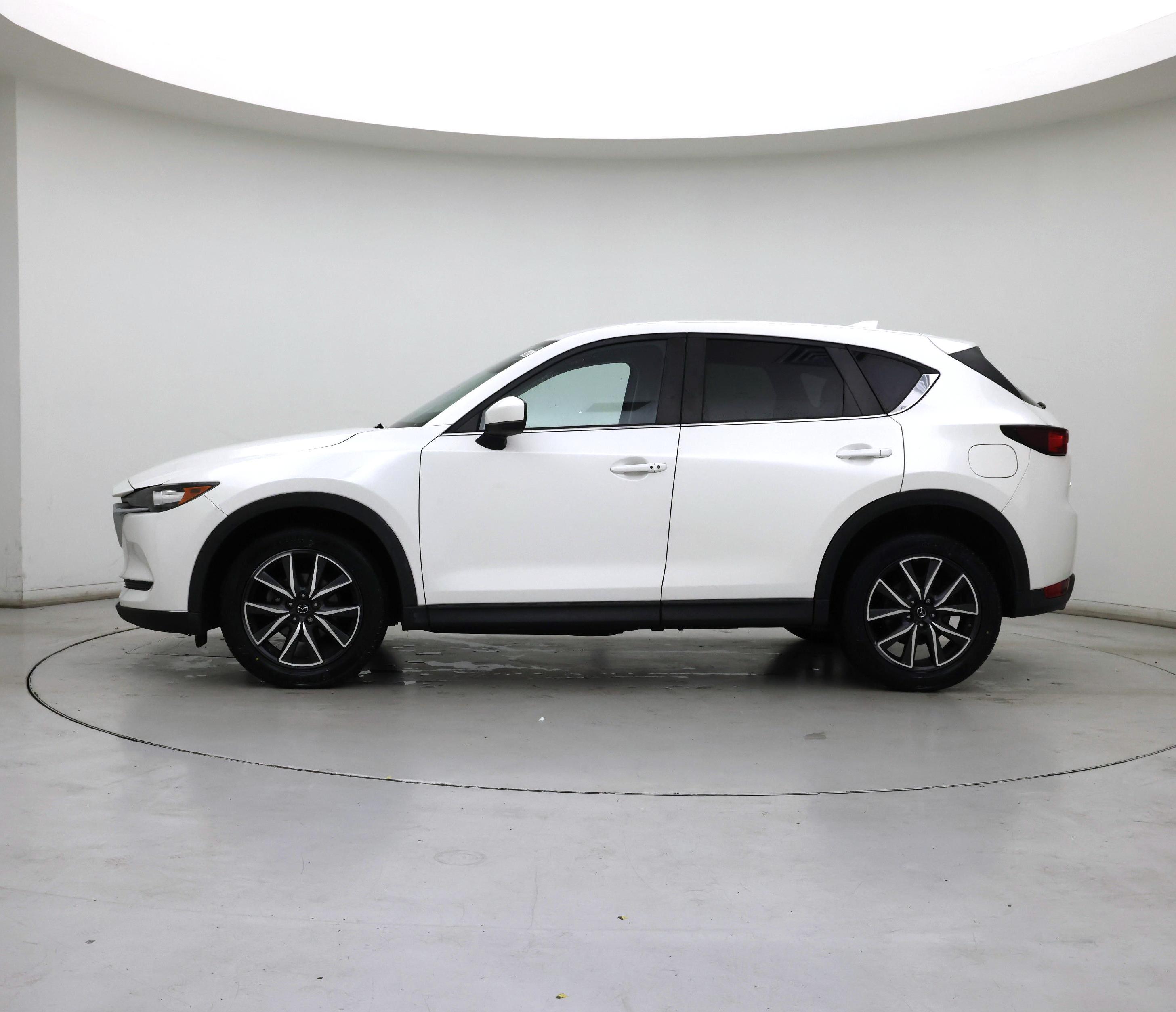 Thumbnail: 2018 Mazda CX-5 - 3