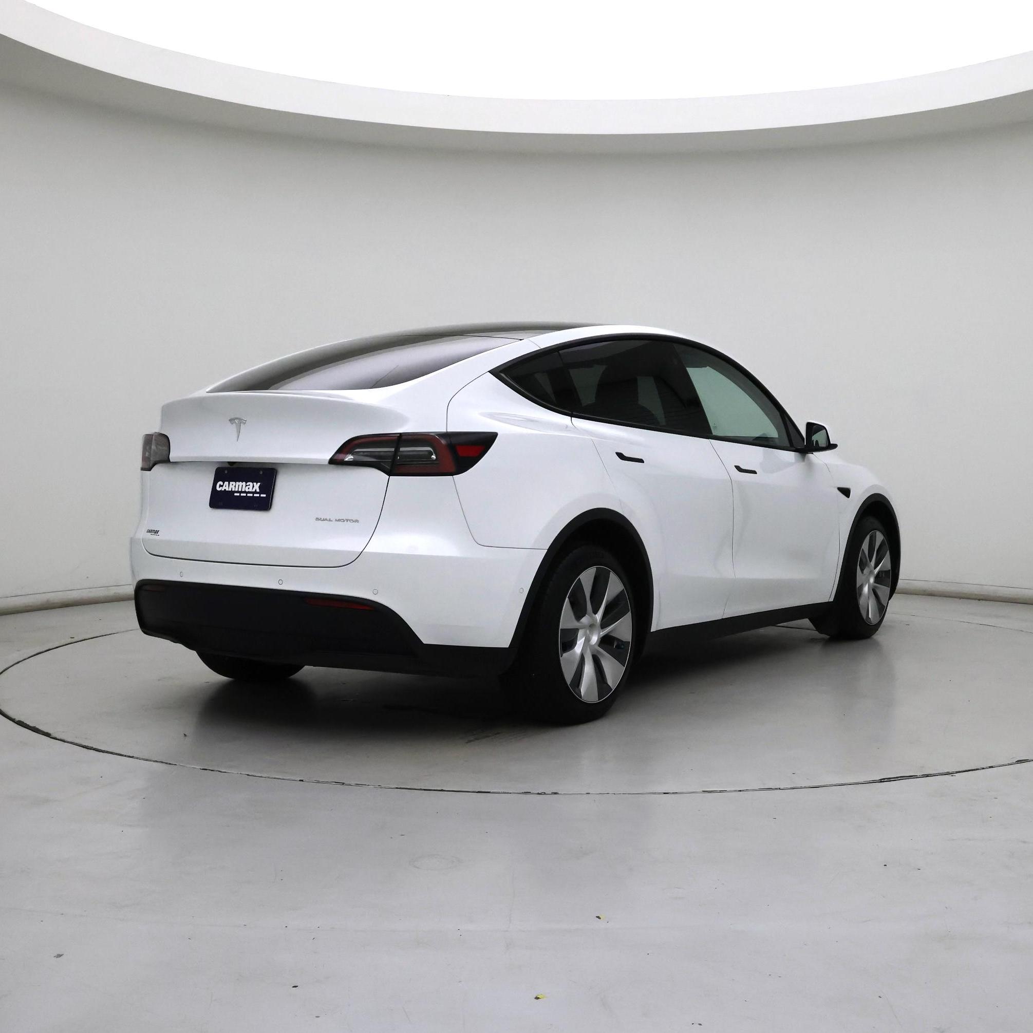 Thumbnail: 2022 Tesla Model Y - 8