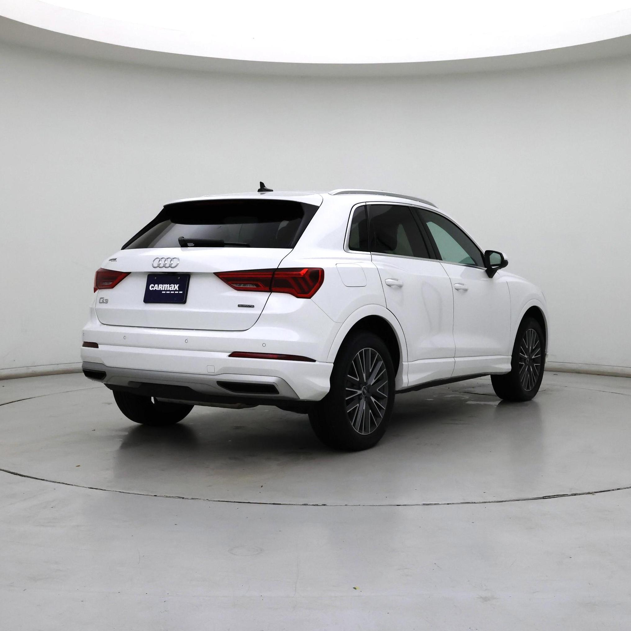 Thumbnail: 2022 Audi Q3 - 8