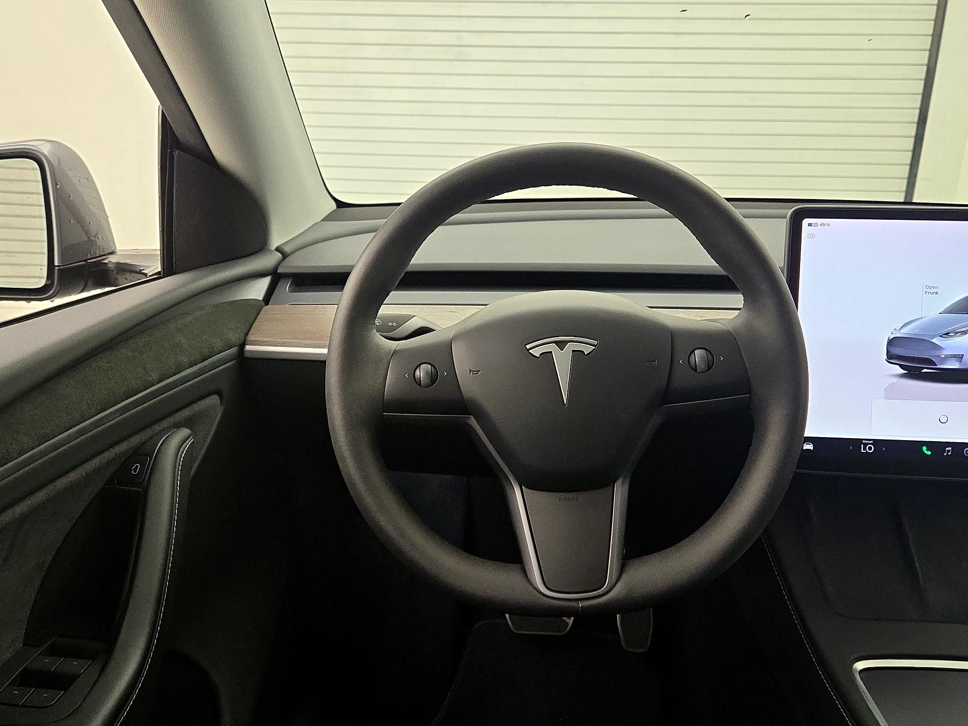 Thumbnail: 2024 Tesla Model Y - 10