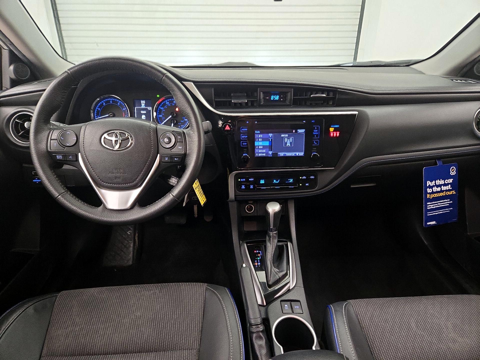 Thumbnail: 2018 Toyota Corolla - 9