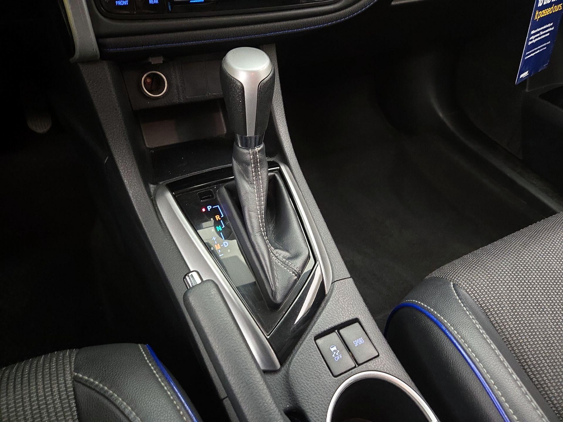 Thumbnail: 2018 Toyota Corolla - 17