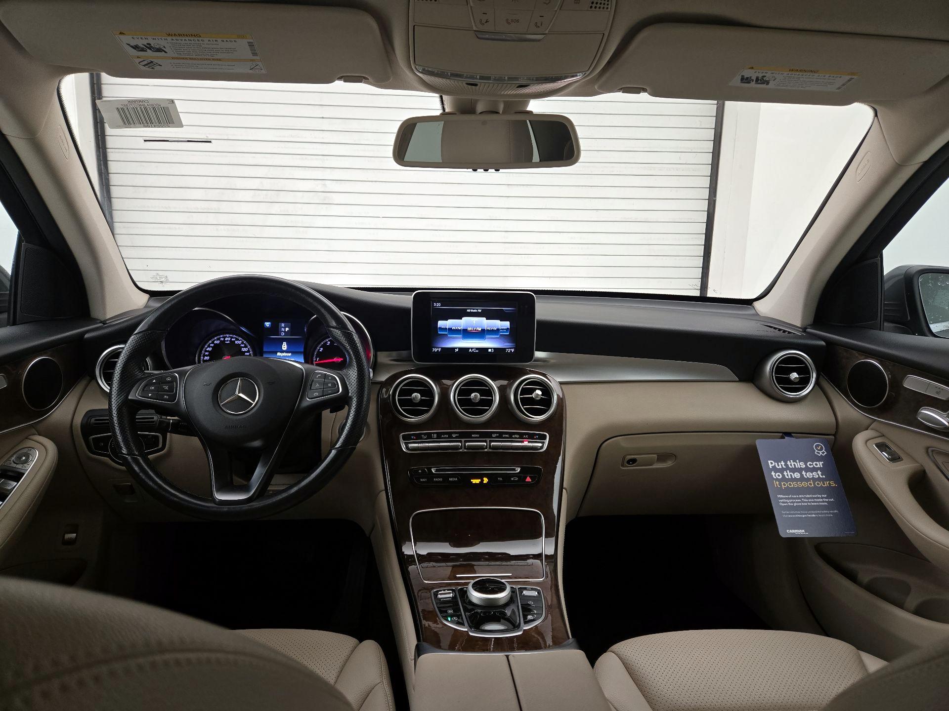 Thumbnail: 2019 Mercedes-Benz GLC - 9