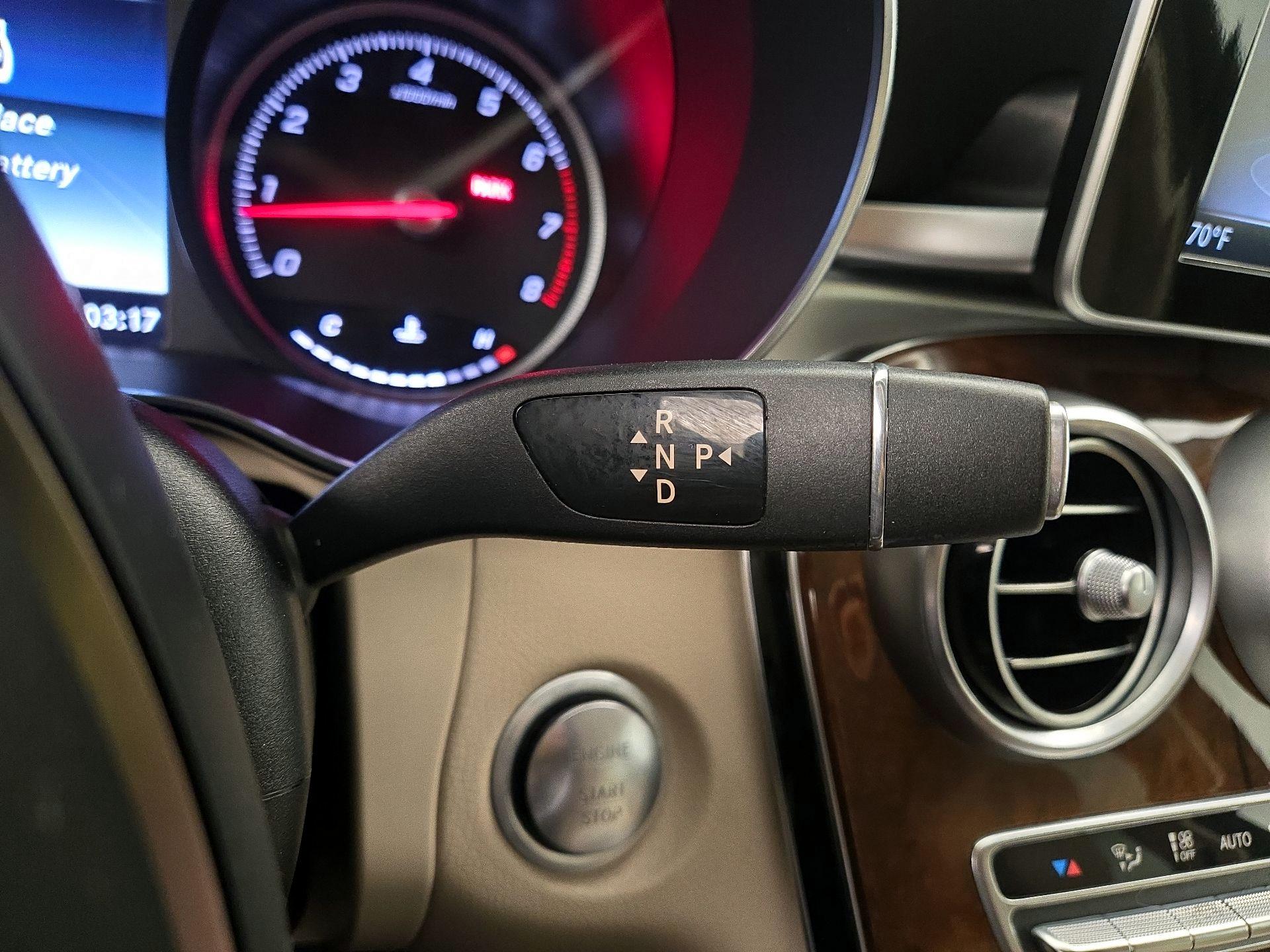 Thumbnail: 2019 Mercedes-Benz GLC - 17